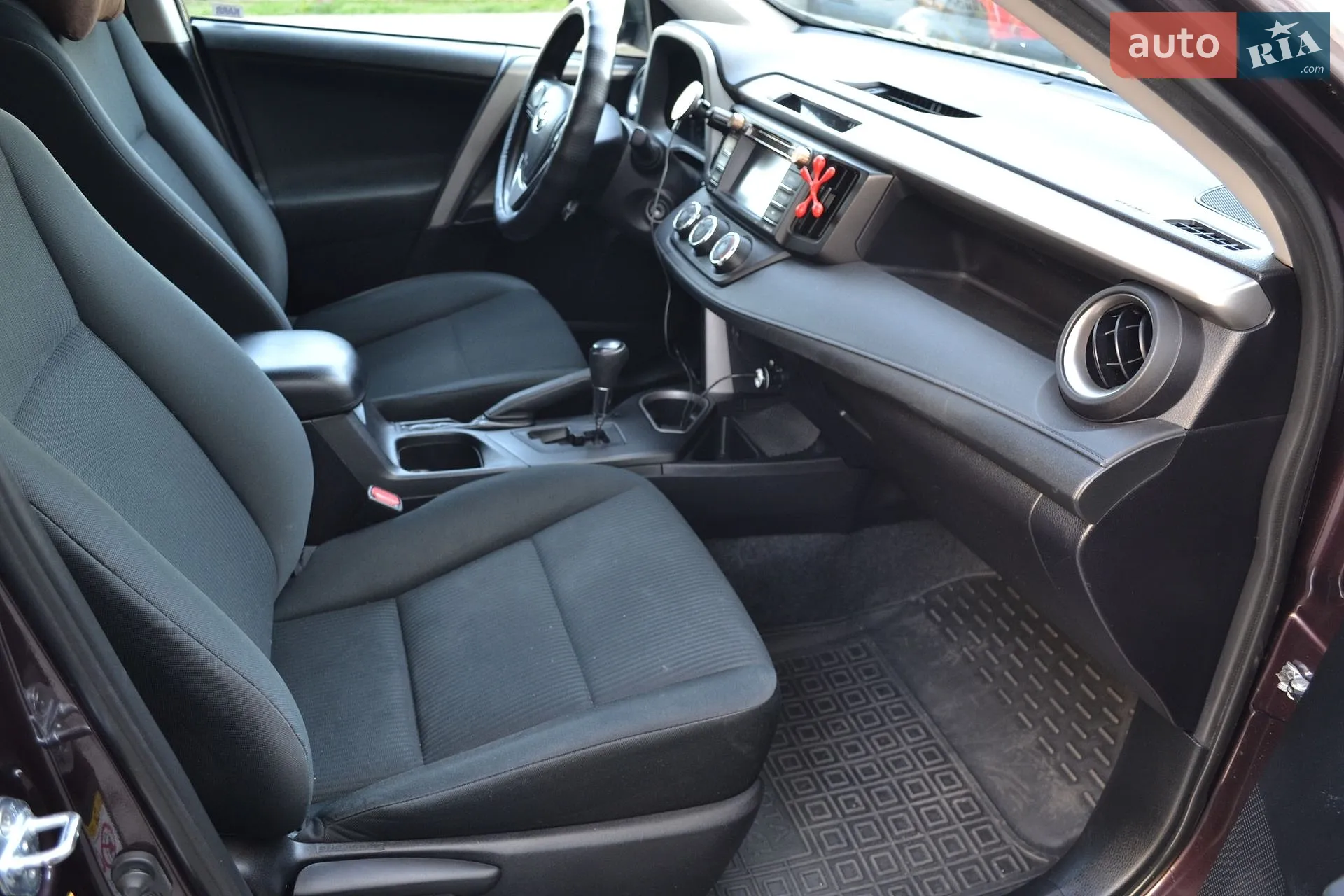 2017 Toyota RAV 4 - мініатюра 14