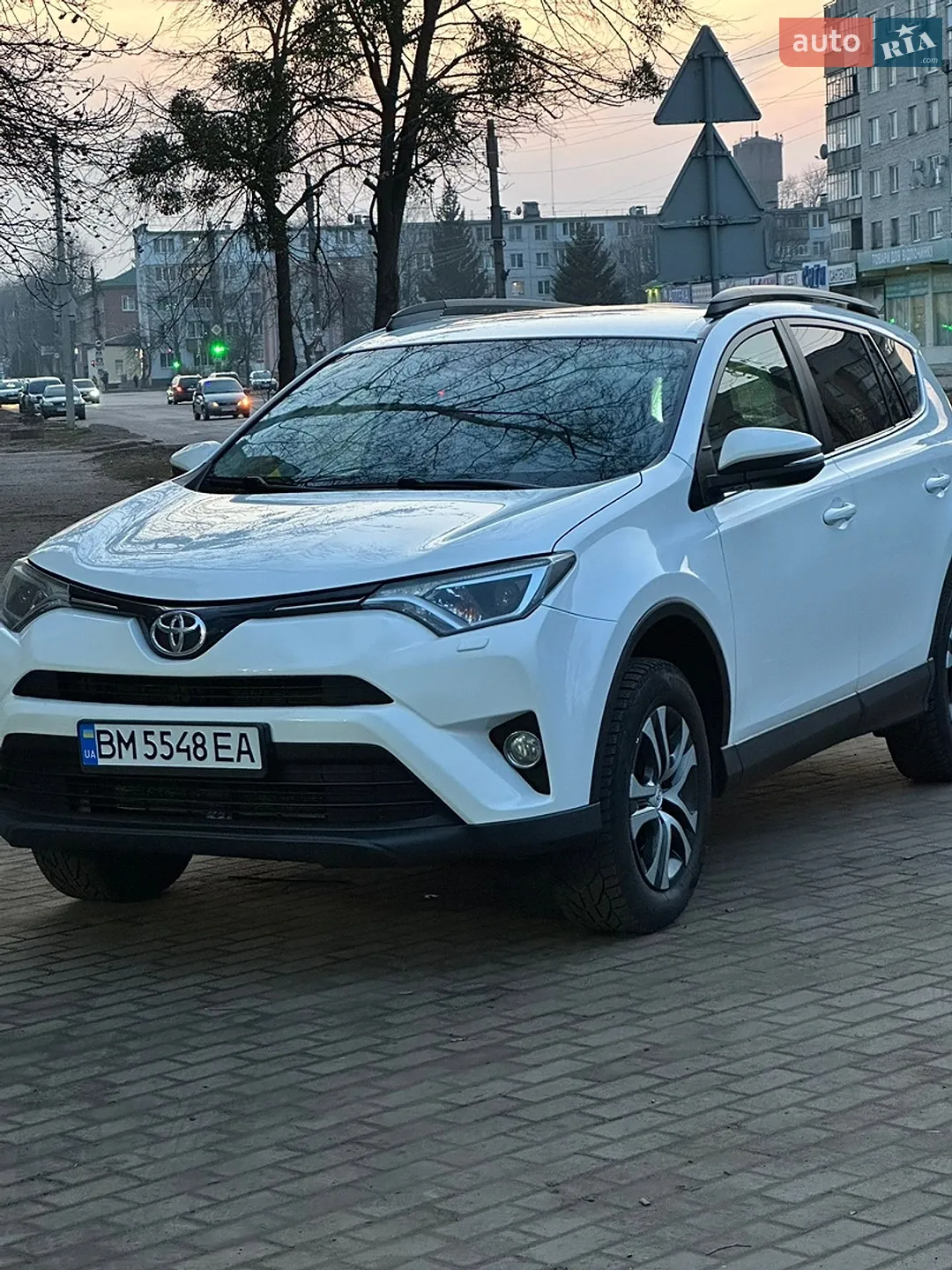 2018 Toyota RAV 4 - мініатюра 5