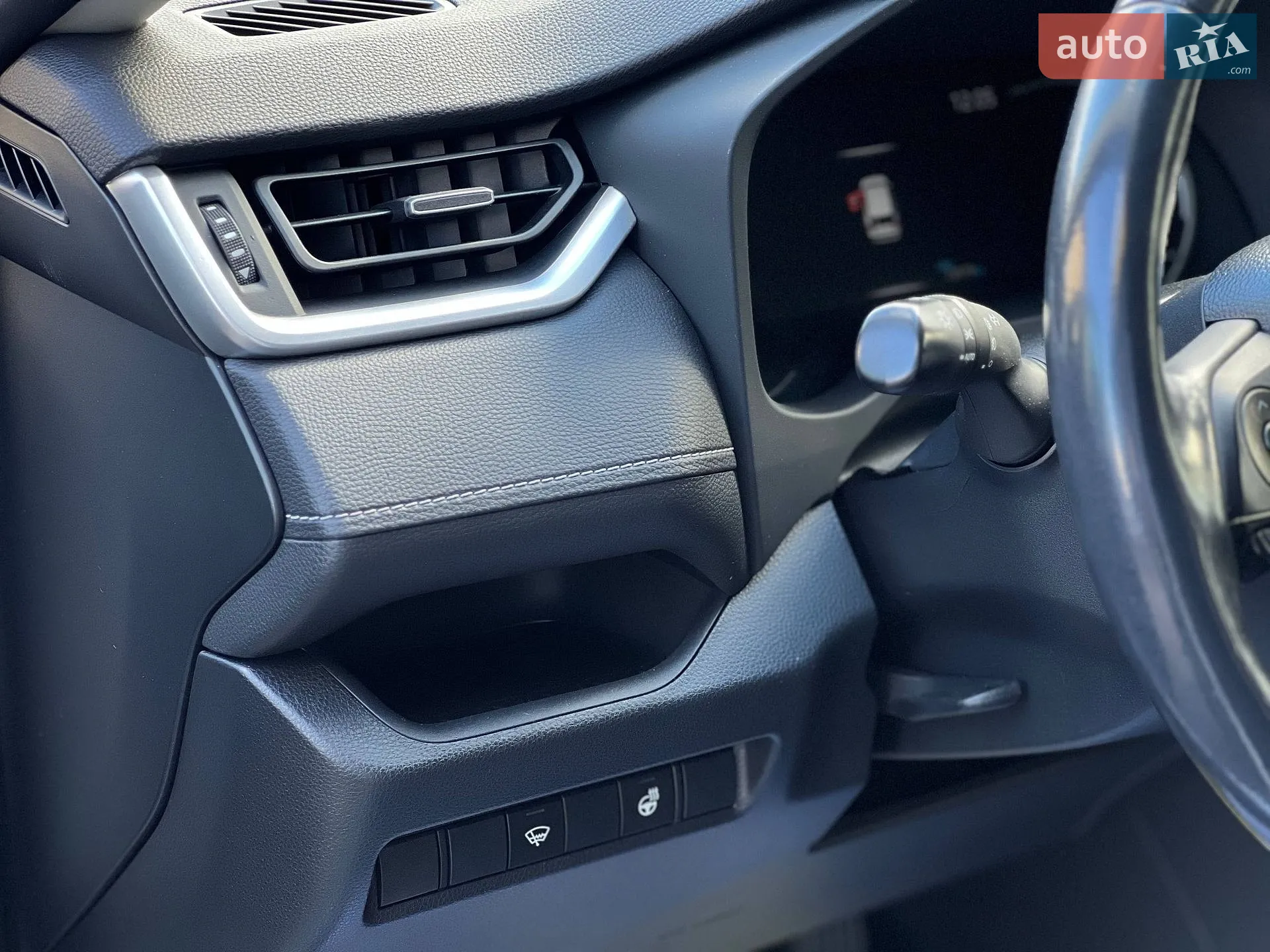 2019 Toyota RAV 4 - мініатюра 12