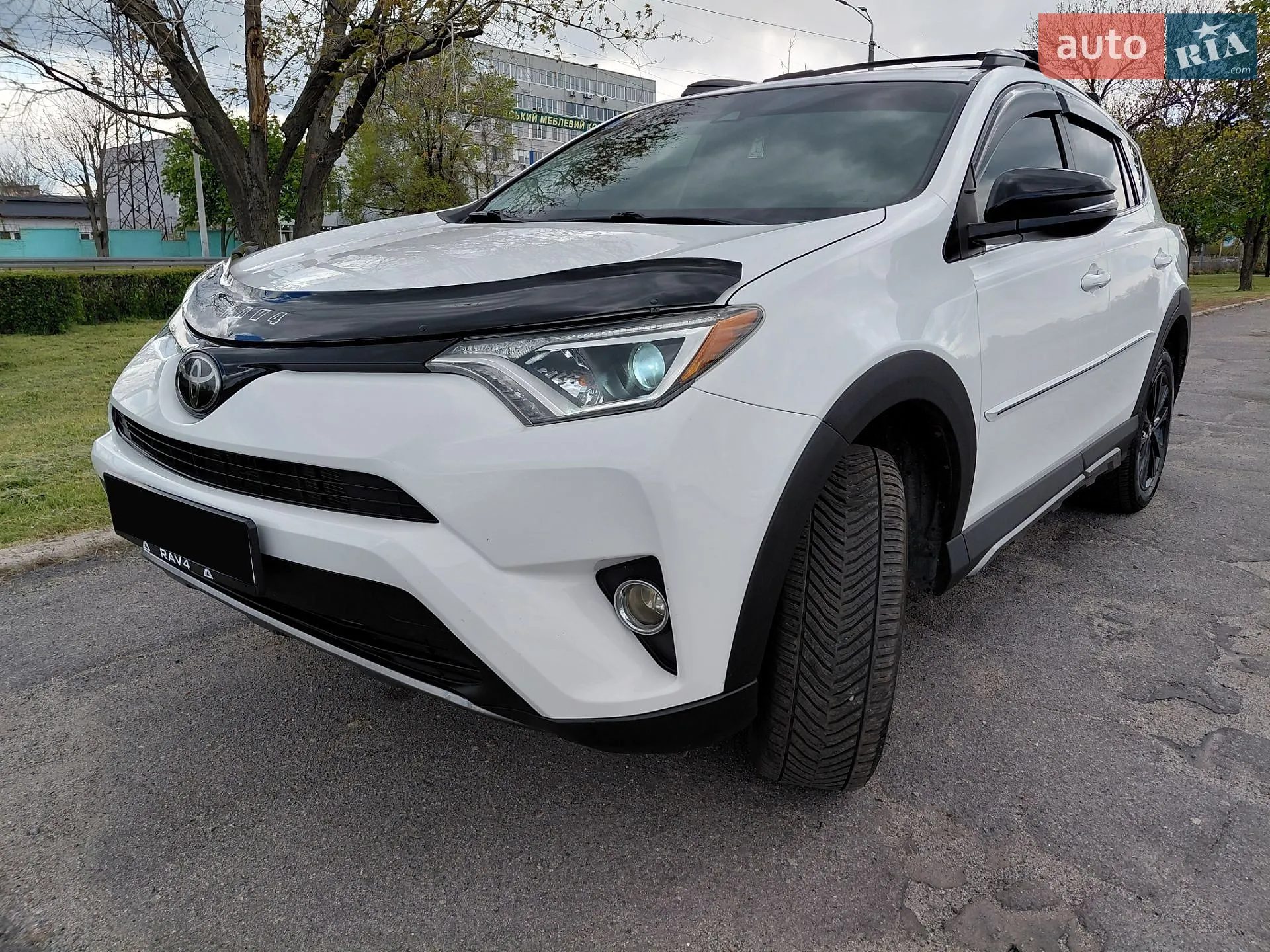 2018 Toyota RAV 4 - мініатюра 6