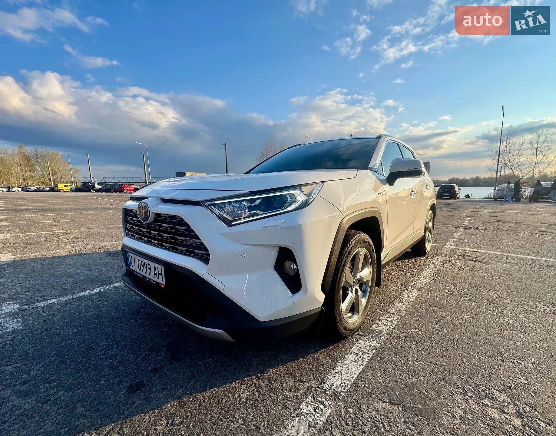2019 Toyota RAV 4 - мініатюра 7