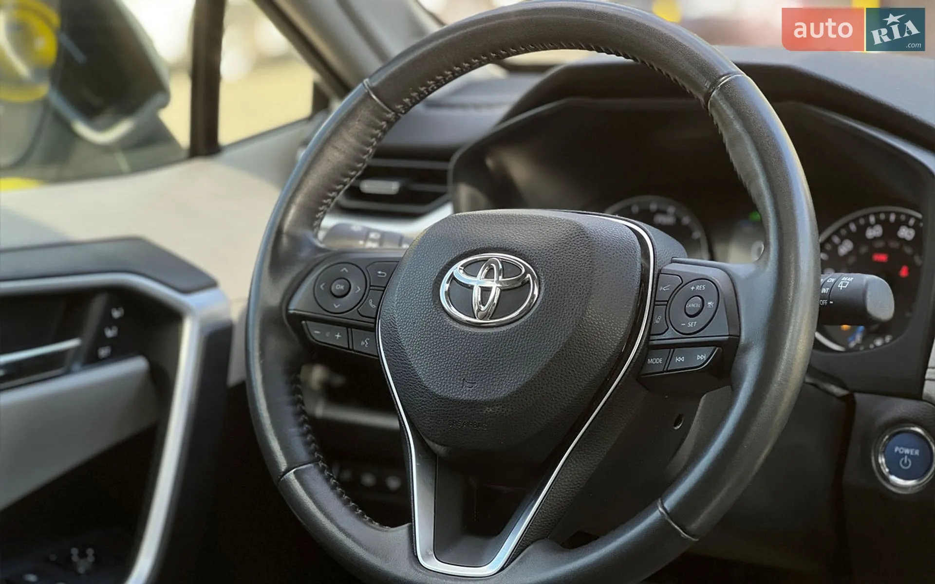2021 Toyota RAV 4 - мініатюра 17