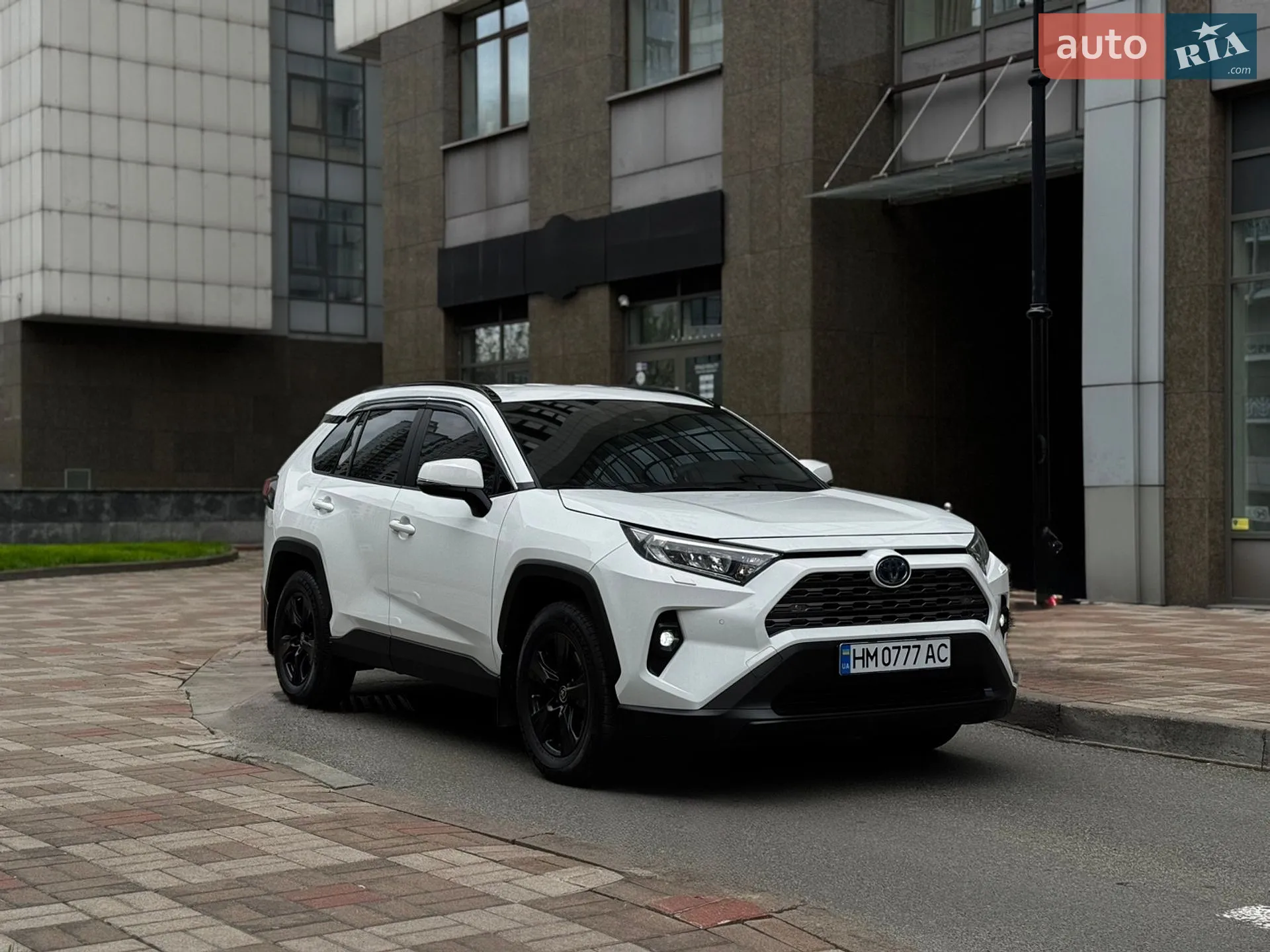 2022 Toyota RAV 4 - мініатюра 2
