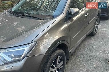 Позашляховик / Кросовер Toyota RAV4 2017 в Києві