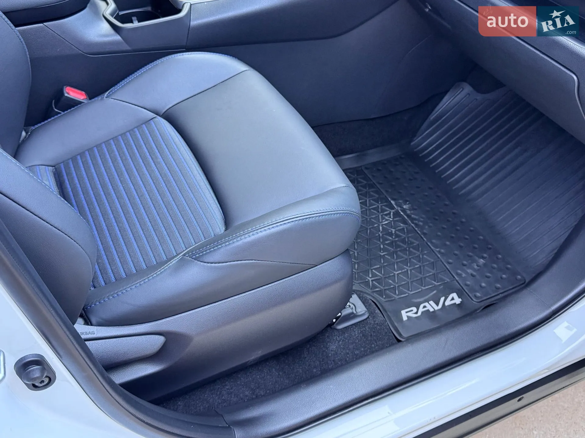 2025 Toyota RAV 4 - мініатюра 58