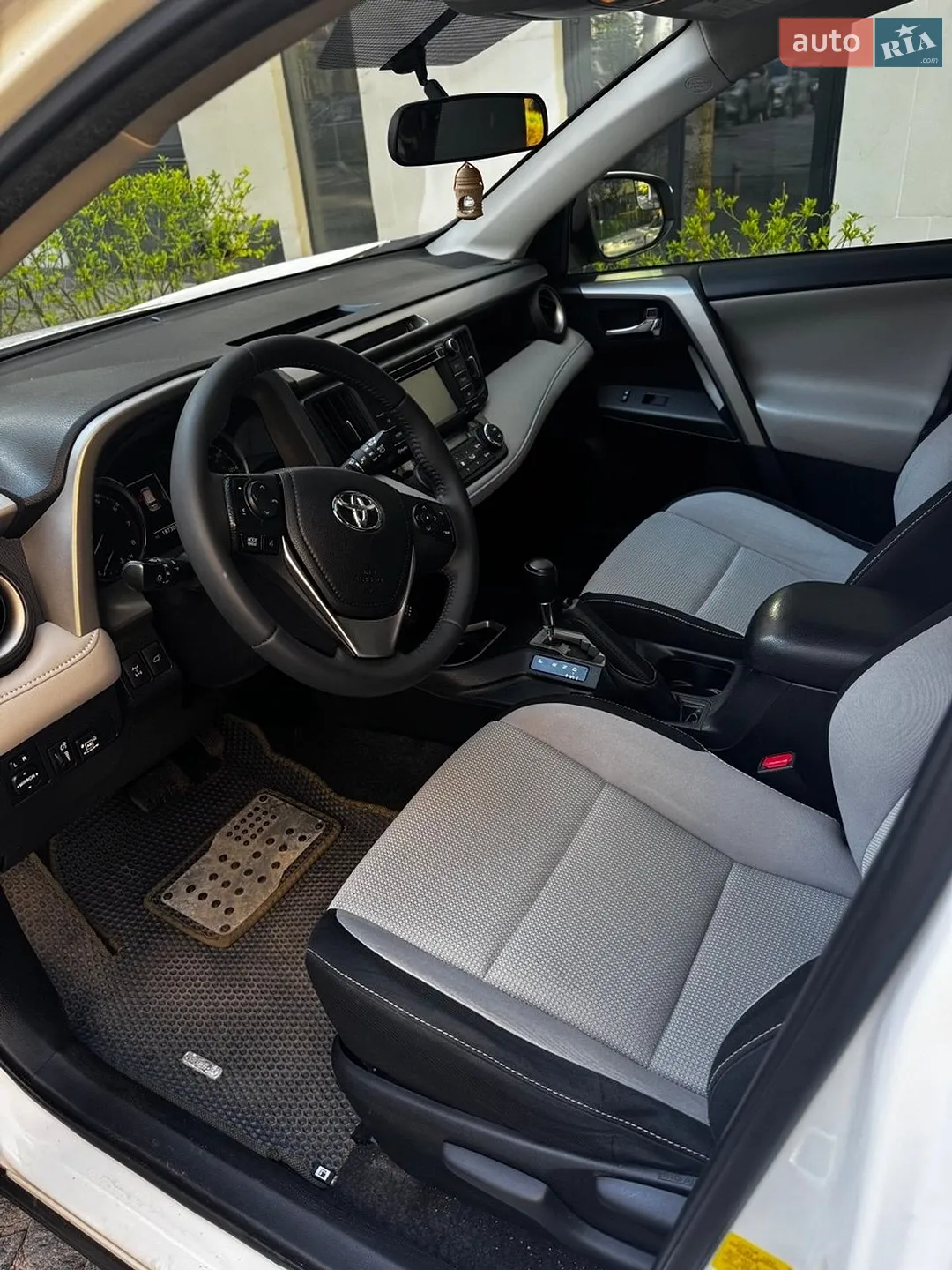 2015 Toyota RAV 4 - мініатюра 8