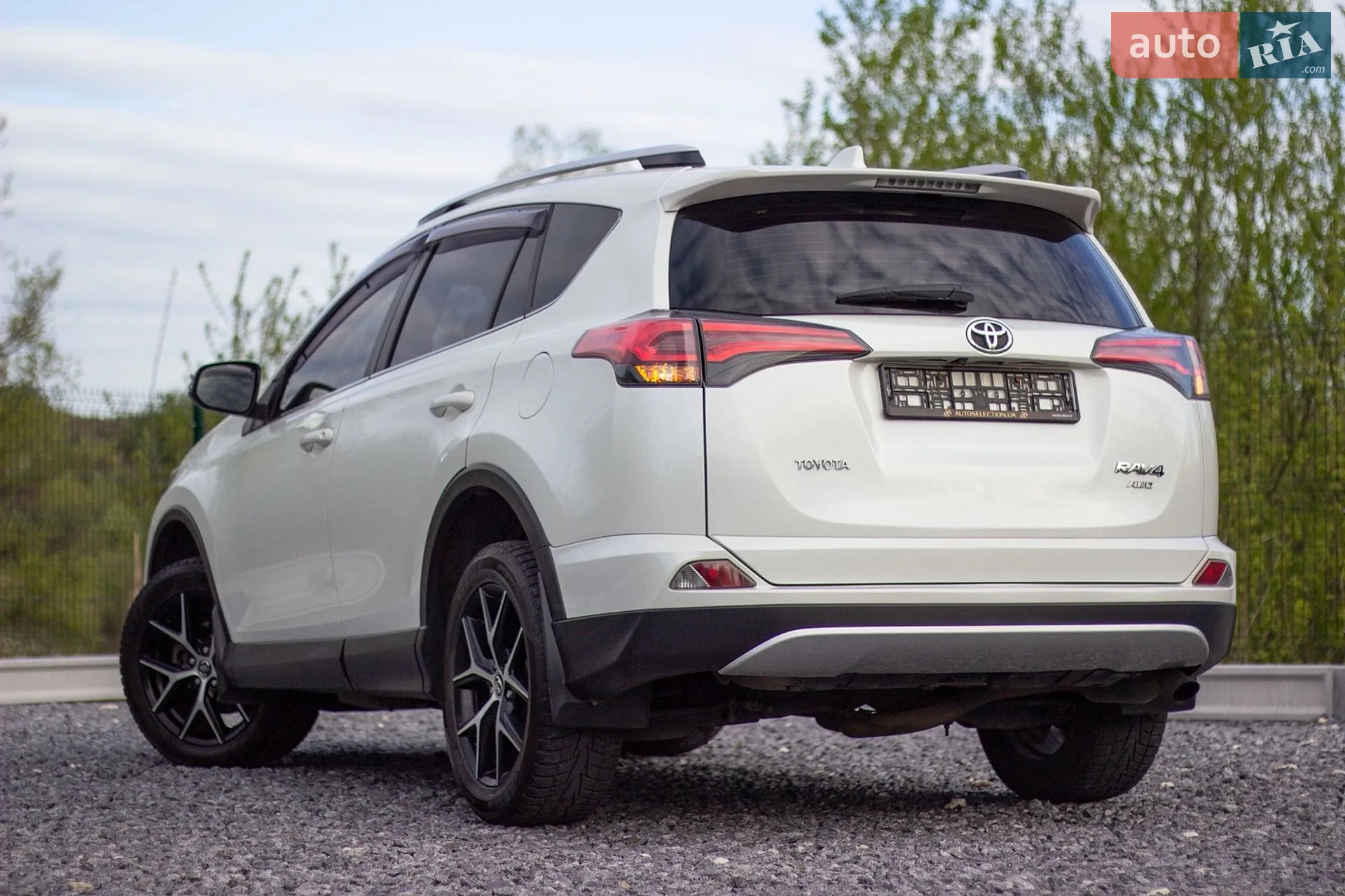 2017 Toyota RAV 4 - мініатюра 25