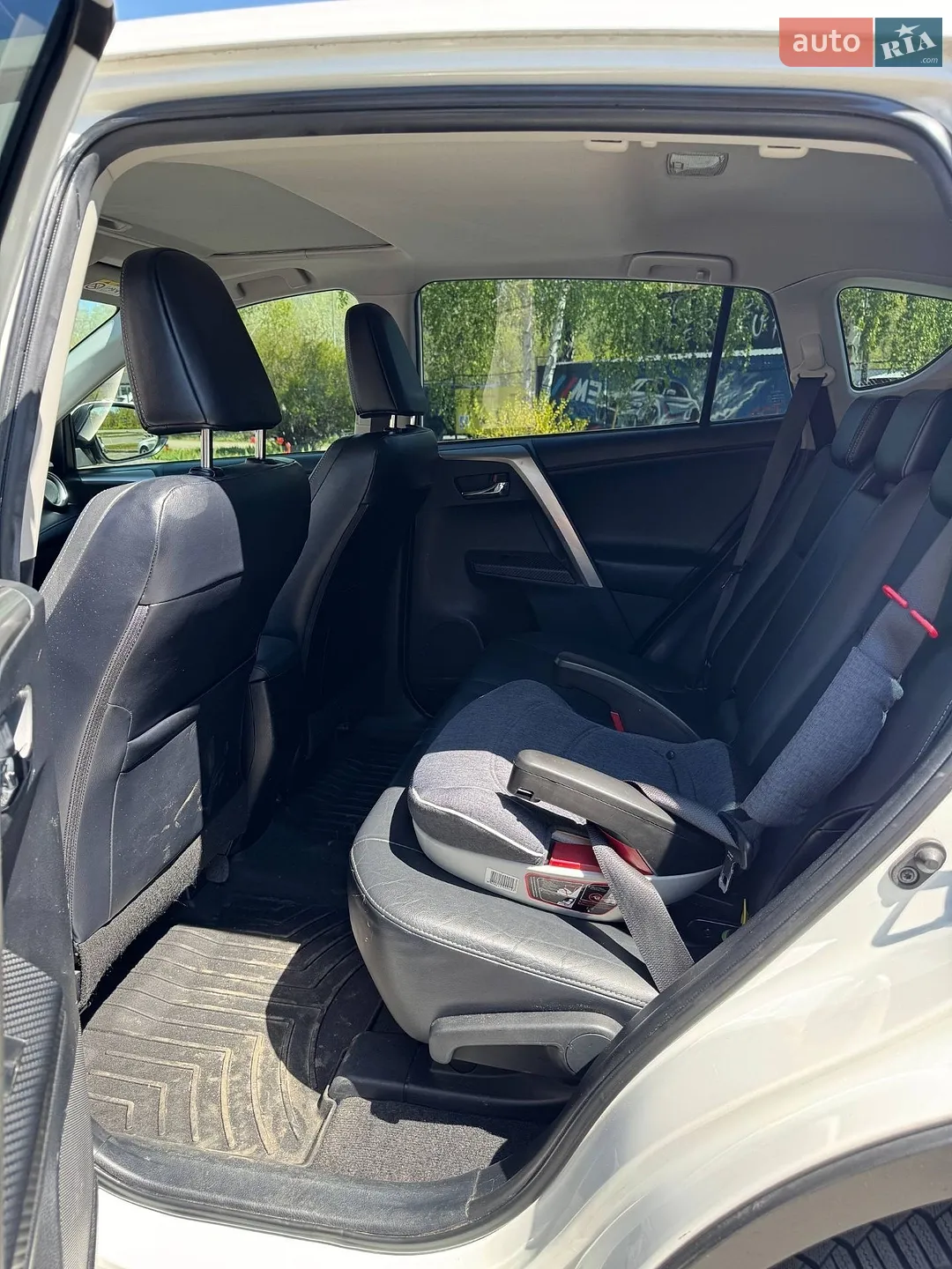 2014 Toyota RAV 4 - мініатюра 18
