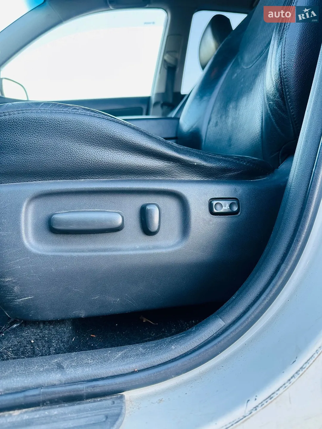 2012 Toyota RAV 4 - мініатюра 17