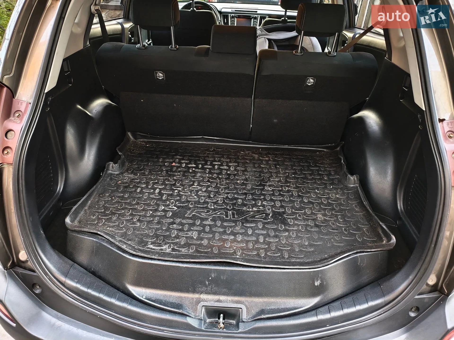 2013 Toyota RAV 4 - мініатюра 9