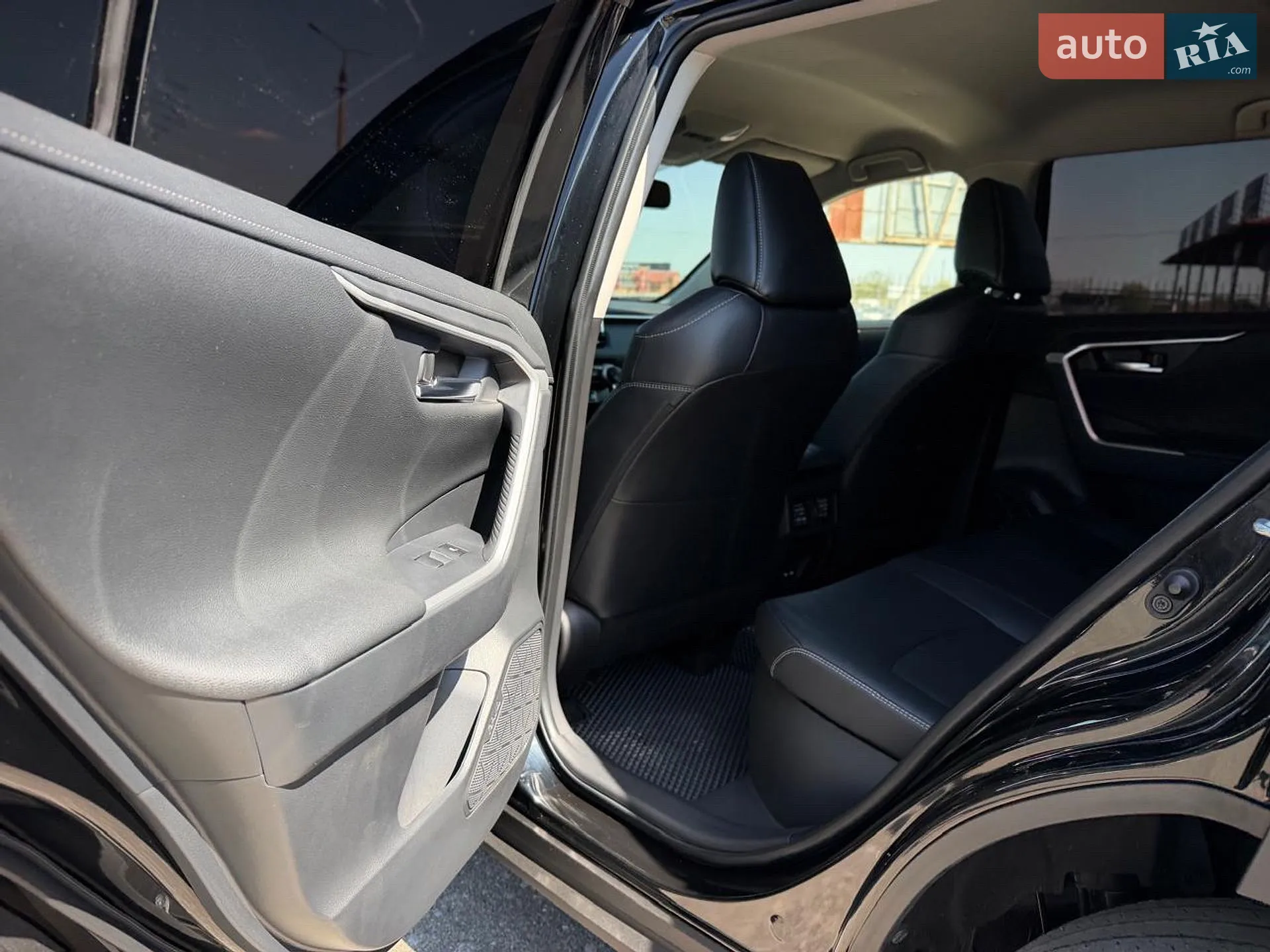 2021 Toyota RAV 4 - мініатюра 46