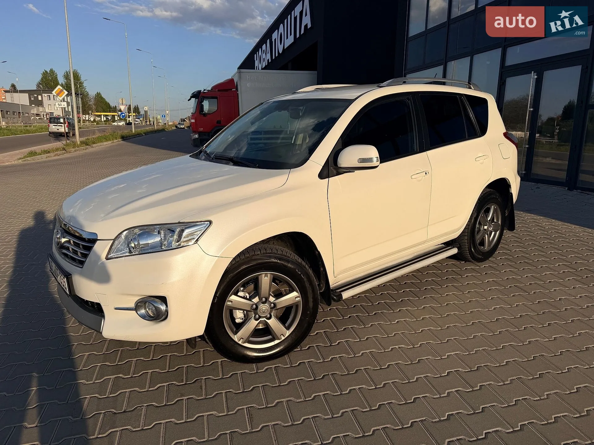 2012 Toyota RAV 4 - мініатюра 4