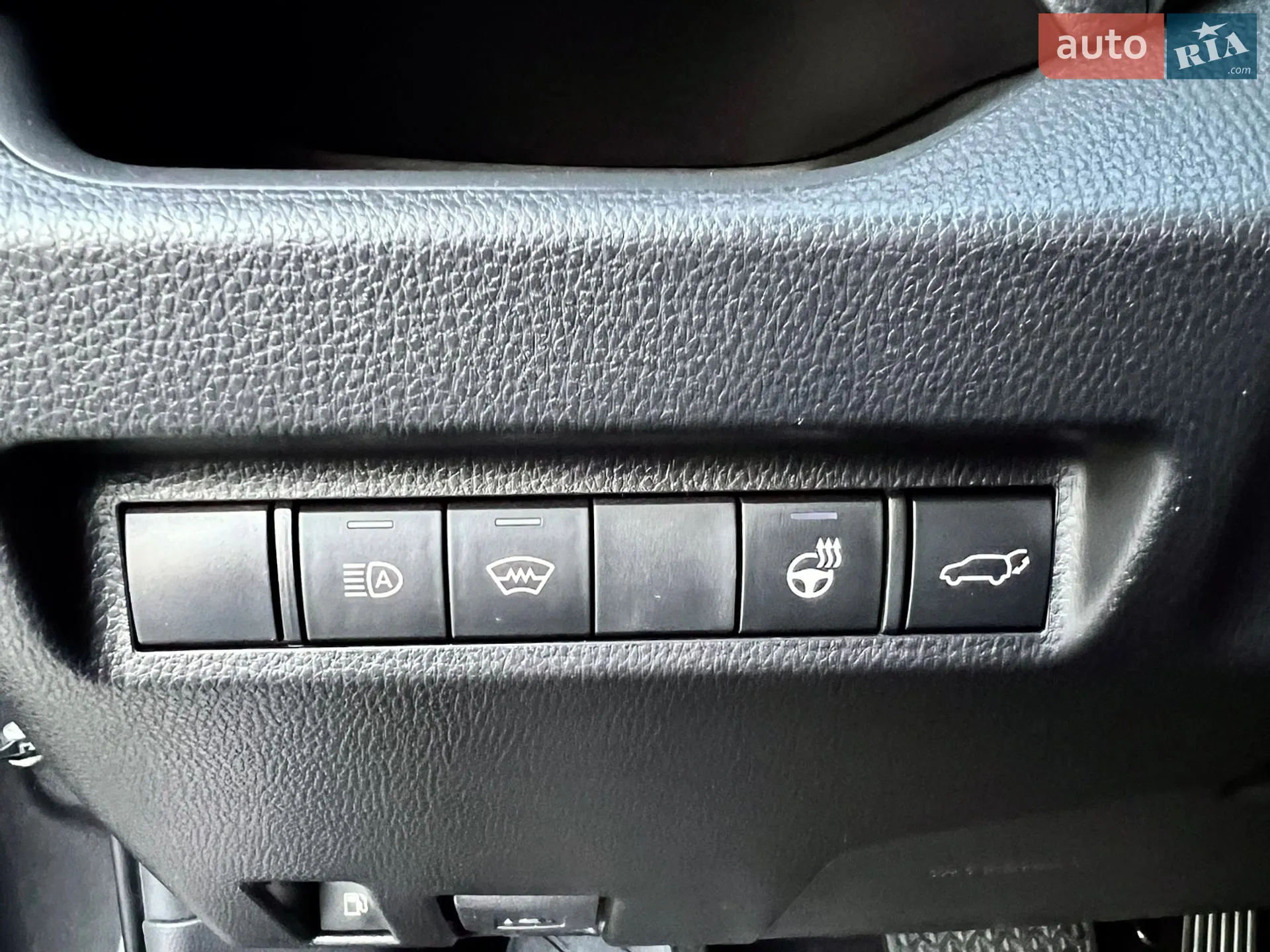 2022 Toyota RAV 4 - мініатюра 17