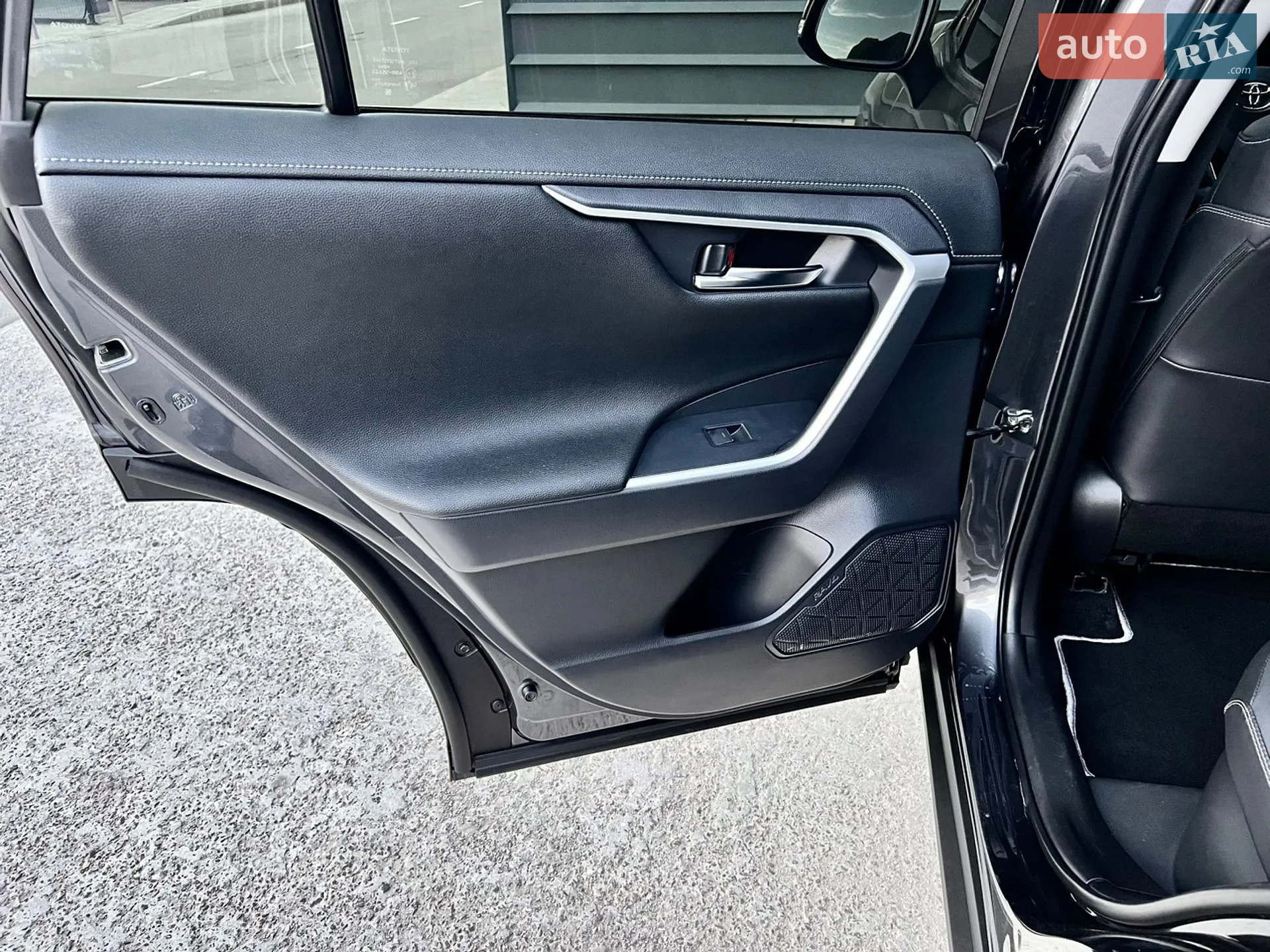 2022 Toyota RAV 4 - мініатюра 40