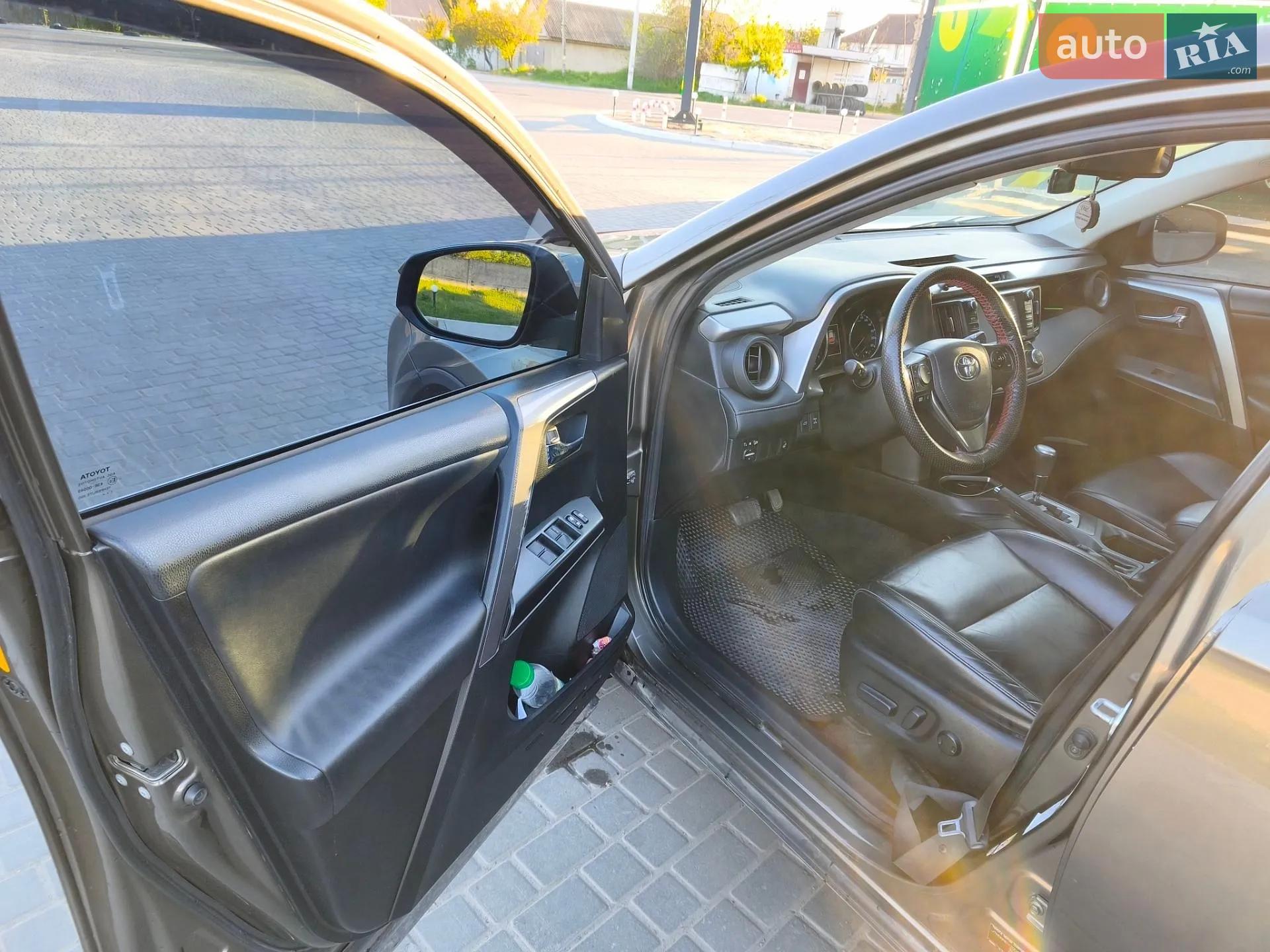 2016 Toyota RAV 4 - мініатюра 40