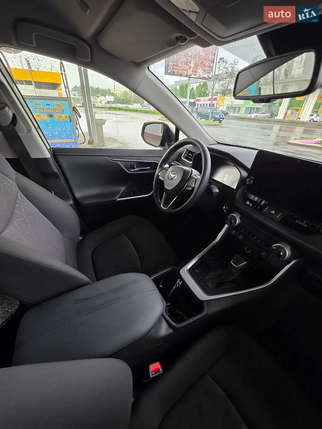 2025 Toyota RAV 4 - мініатюра 12