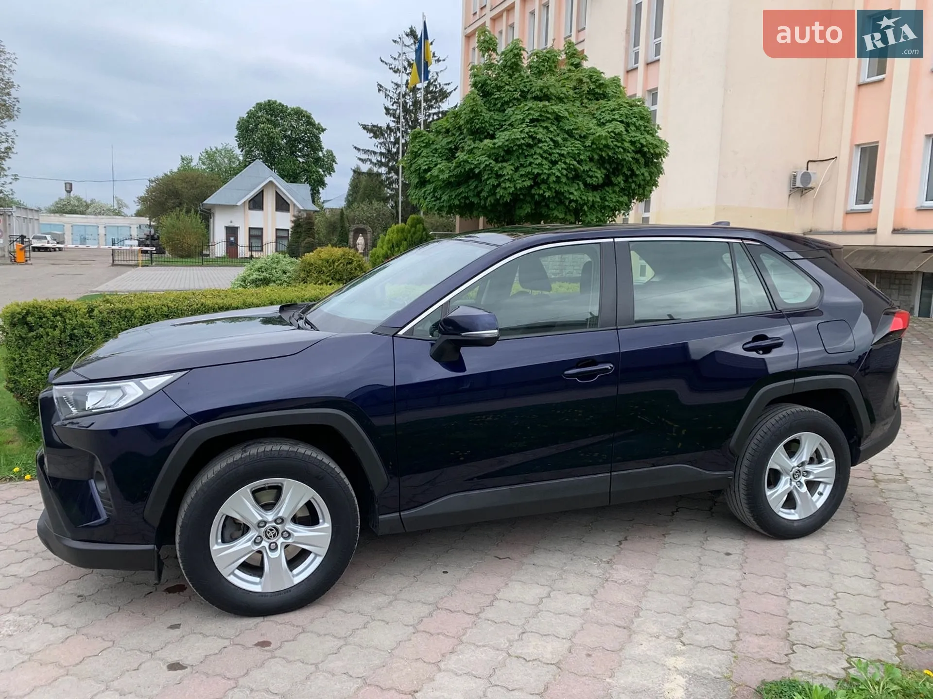 2021 Toyota RAV 4 - мініатюра 5