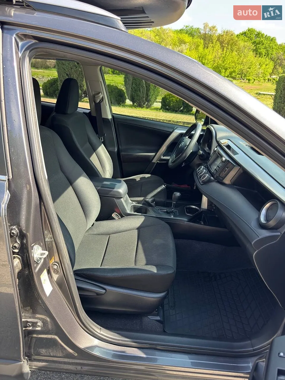 2017 Toyota RAV 4 - мініатюра 11