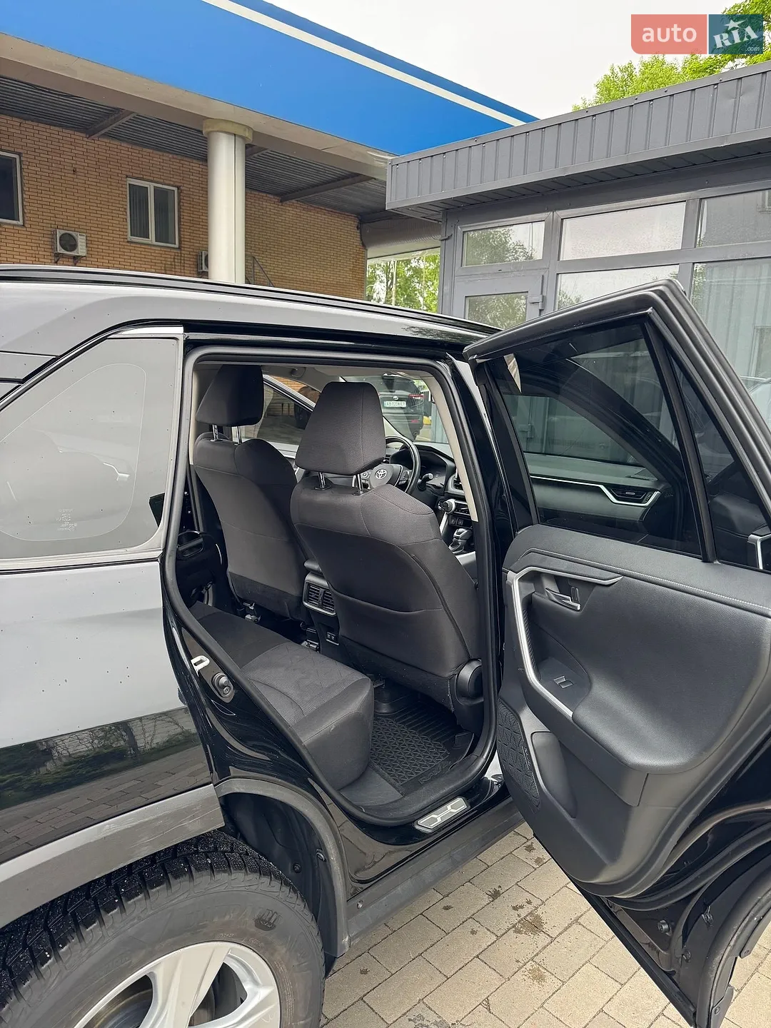 2019 Toyota RAV 4 - мініатюра 10