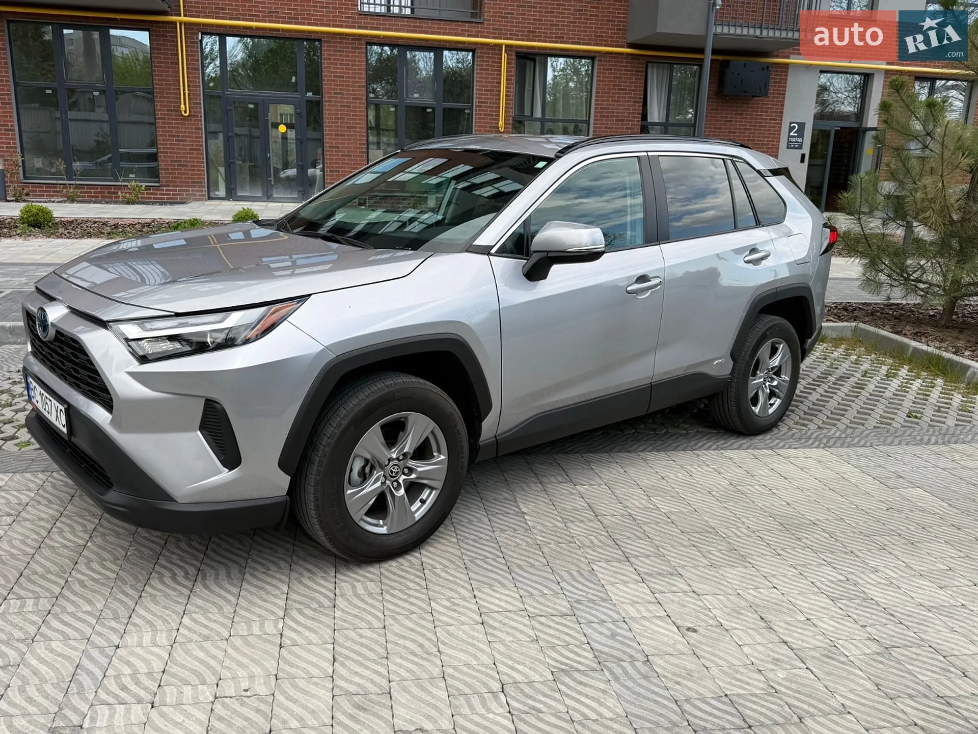 2023 Toyota RAV 4 - мініатюра 6