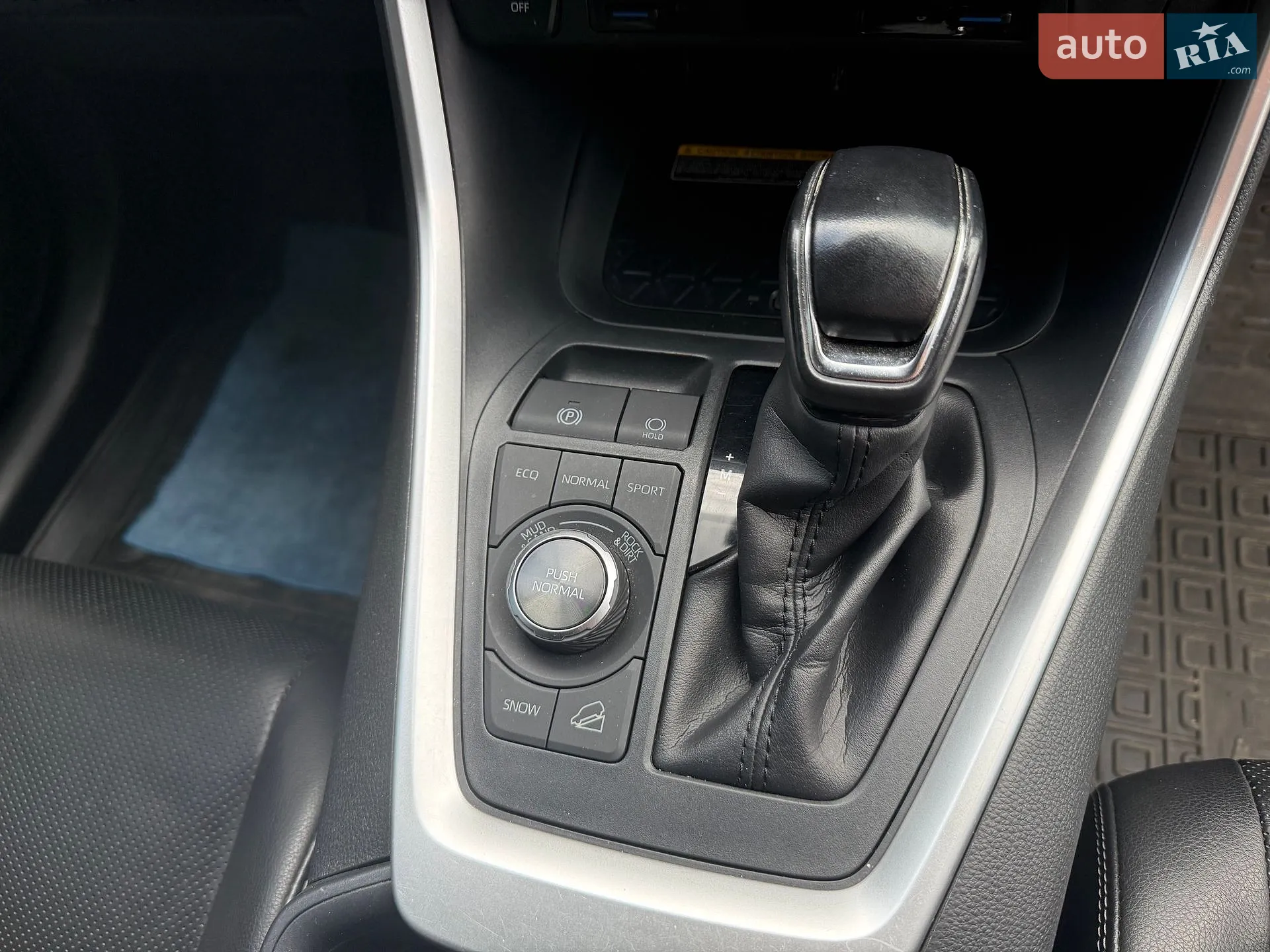 2019 Toyota RAV 4 - мініатюра 38