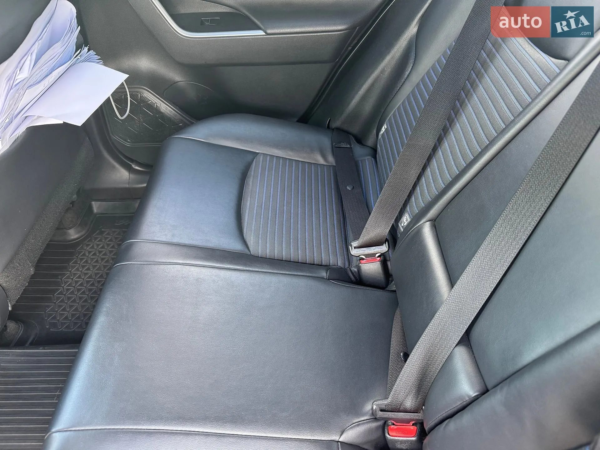 2020 Toyota RAV 4 - мініатюра 12