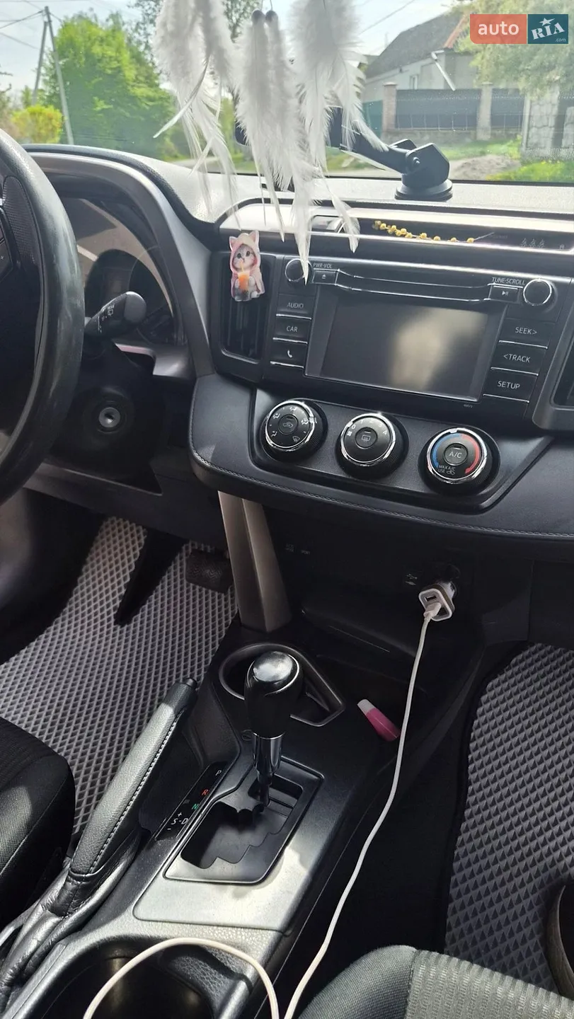 2017 Toyota RAV 4 - мініатюра 7