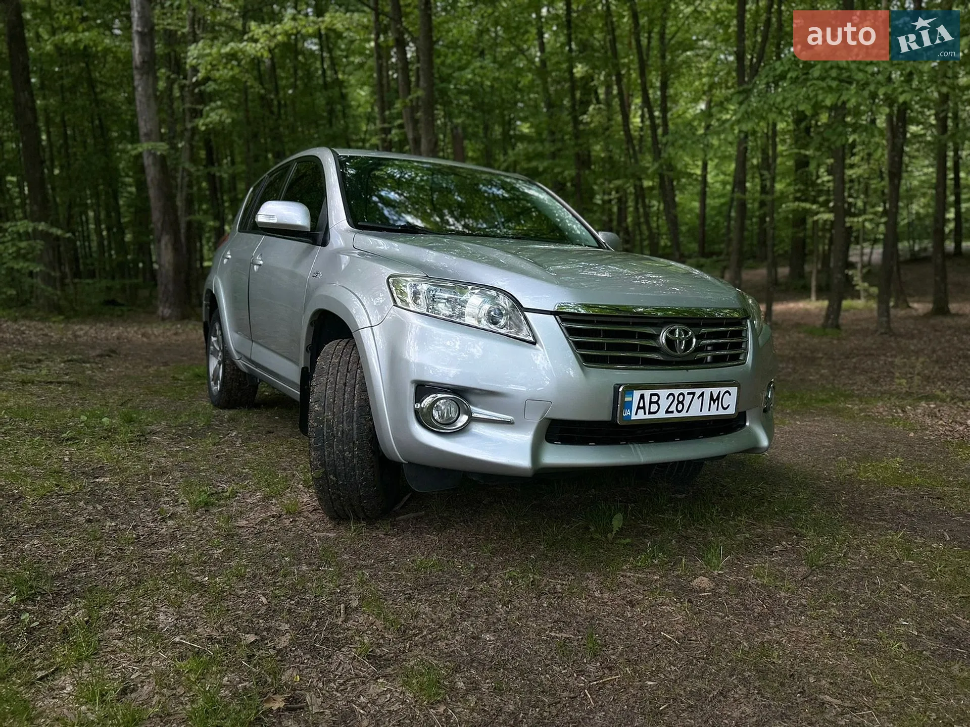2011 Toyota RAV 4 - фото 1