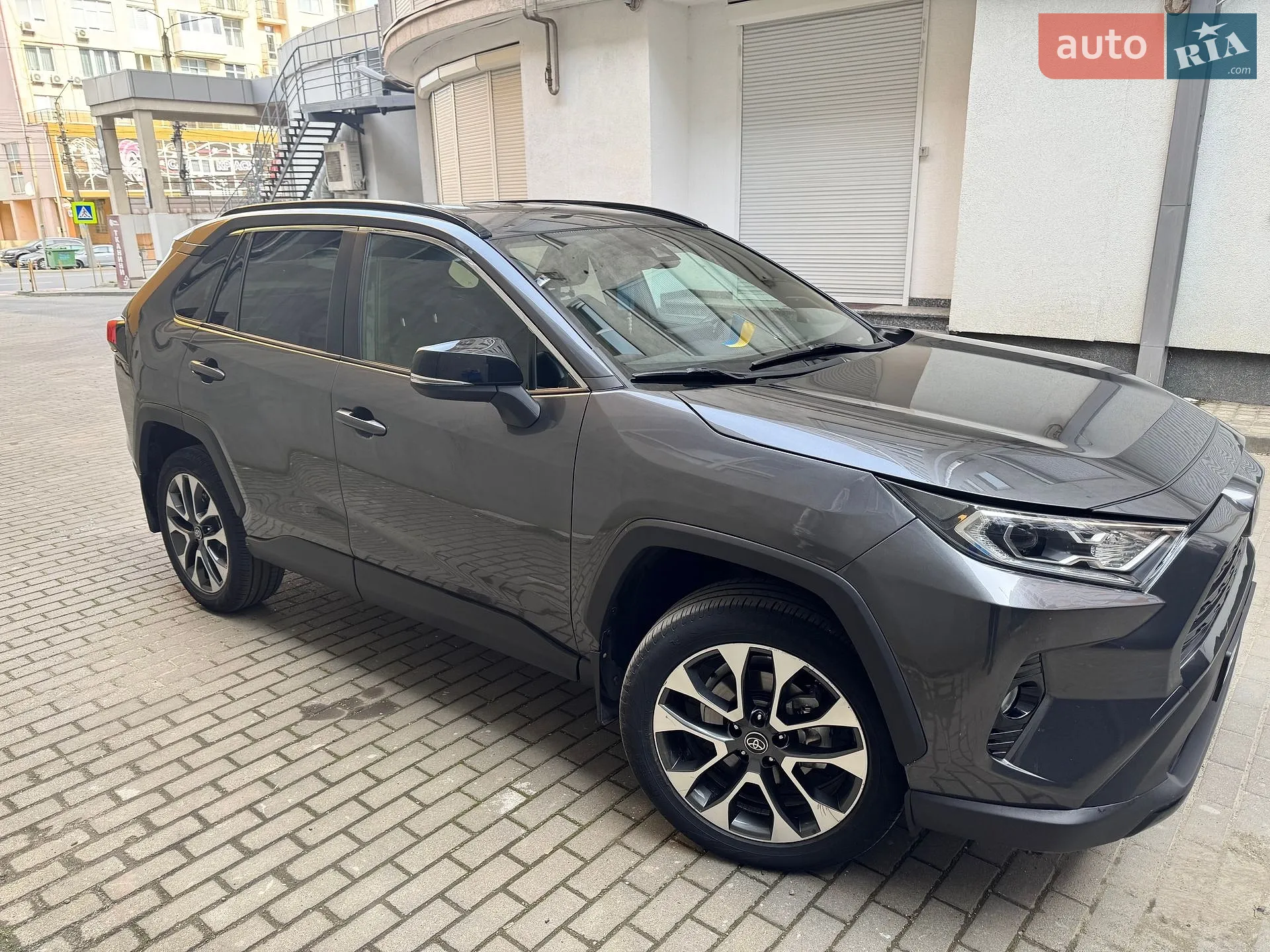 2019 Toyota RAV 4 - мініатюра 2