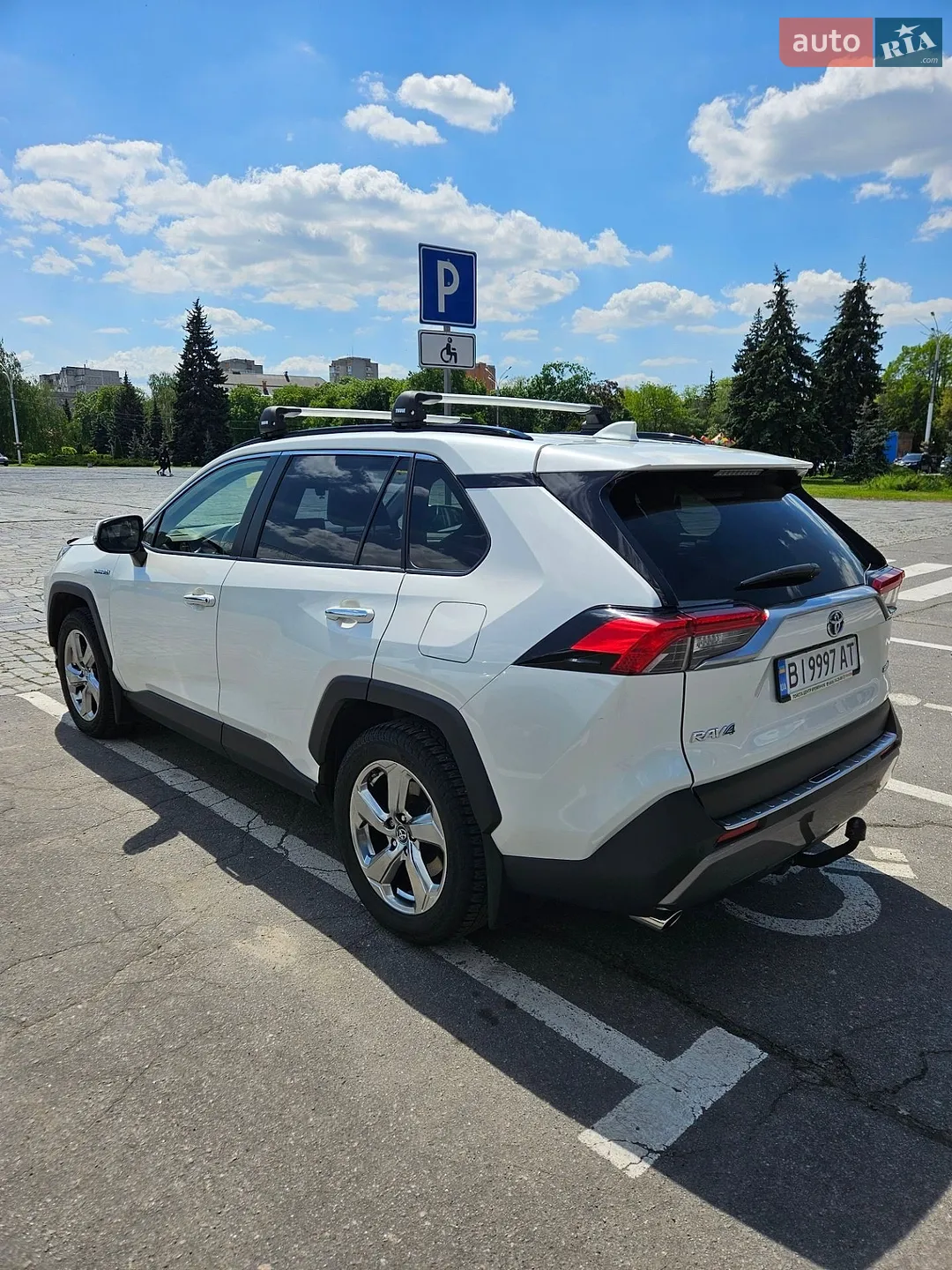 2019 Toyota RAV 4 - мініатюра 4