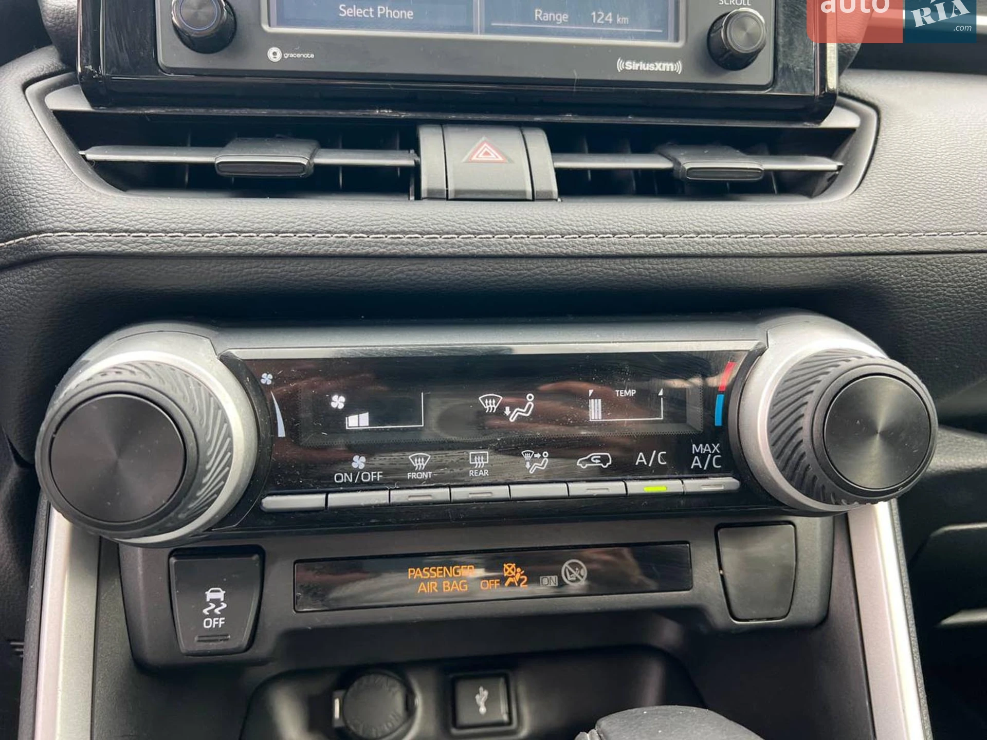 2020 Toyota RAV 4 - мініатюра 31