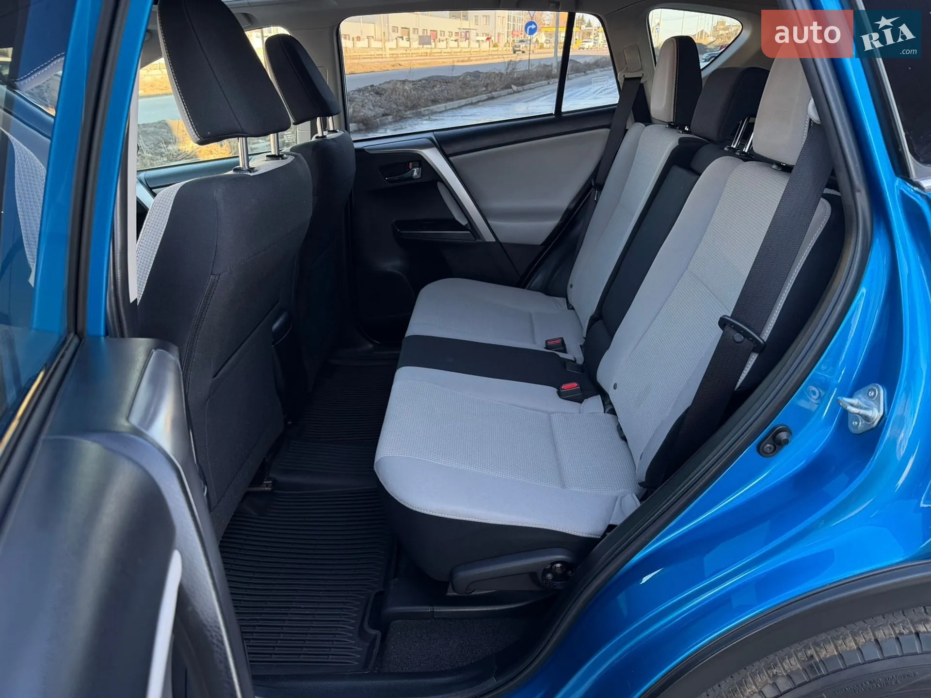 2016 Toyota RAV 4 - мініатюра 23