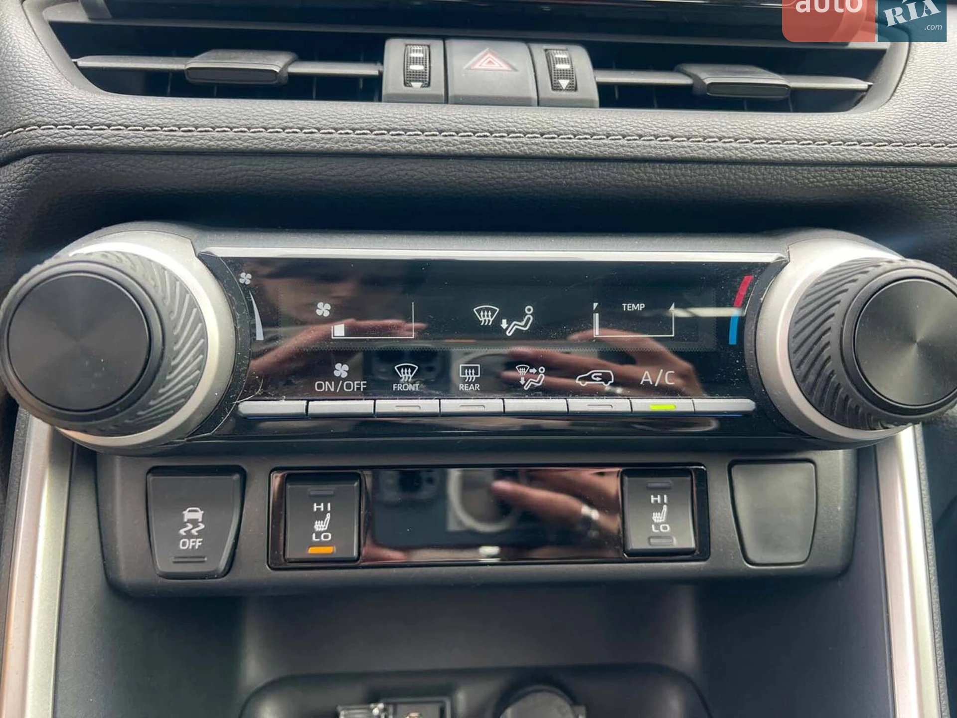 2020 Toyota RAV 4 - мініатюра 32