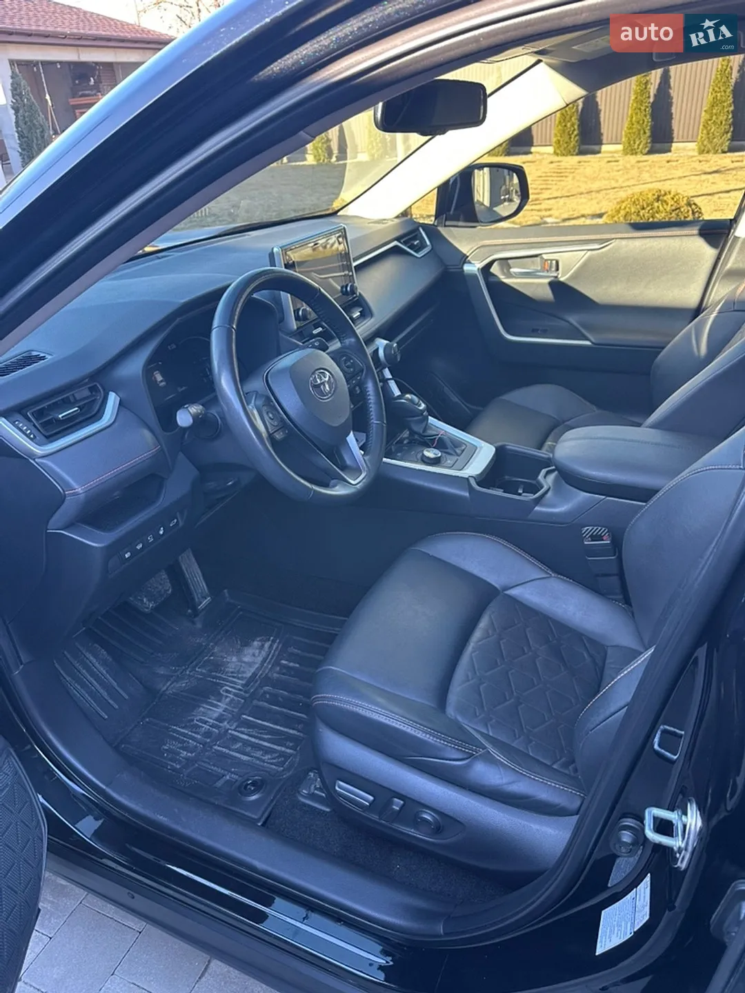 2022 Toyota RAV 4 - мініатюра 9