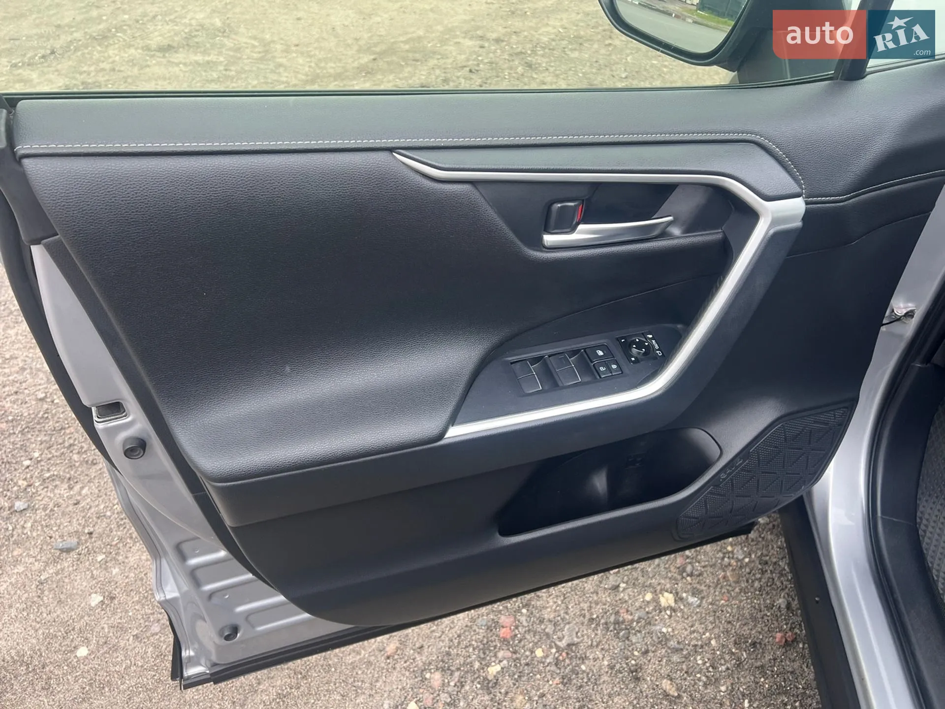 2019 Toyota RAV 4 - мініатюра 13