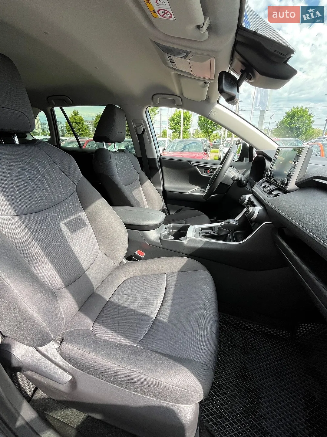 2021 Toyota RAV 4 - мініатюра 13