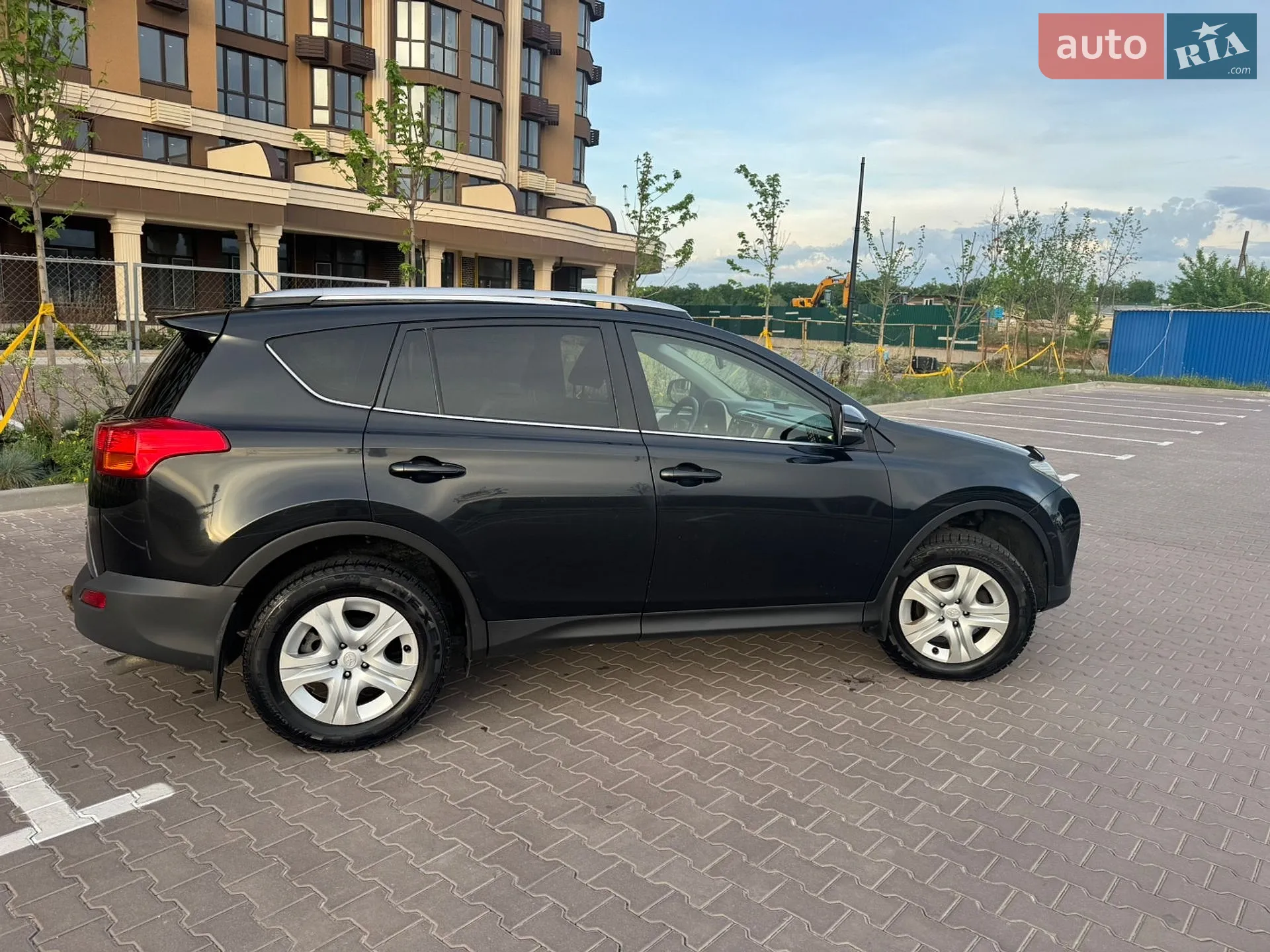 2013 Toyota RAV 4 - мініатюра 5