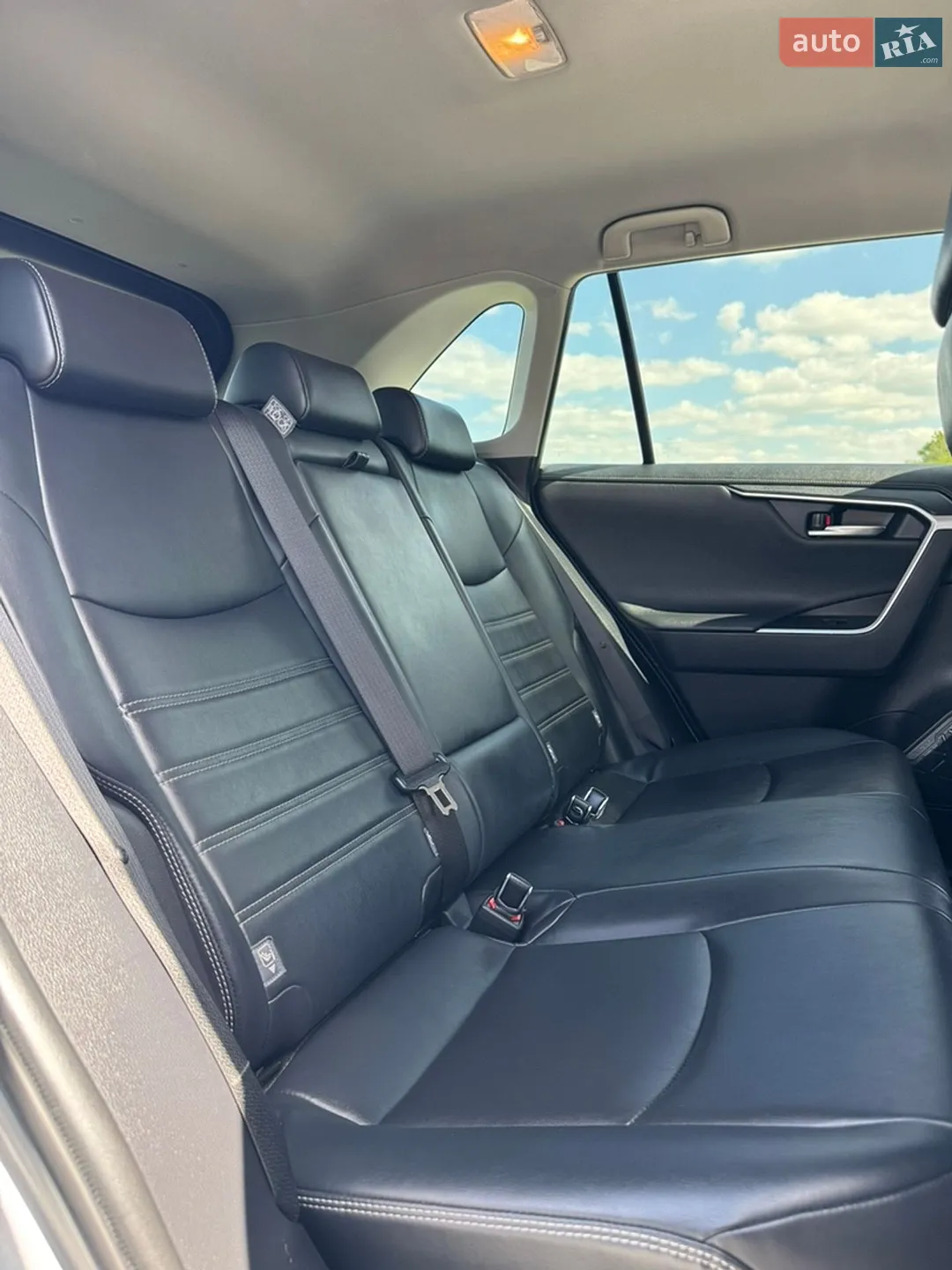 2020 Toyota RAV 4 - мініатюра 15