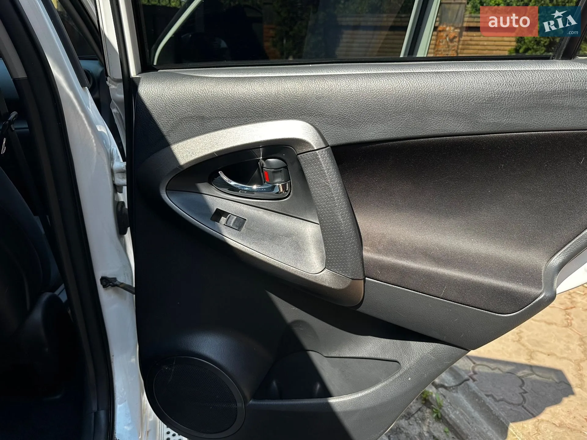 2011 Toyota RAV 4 - мініатюра 16