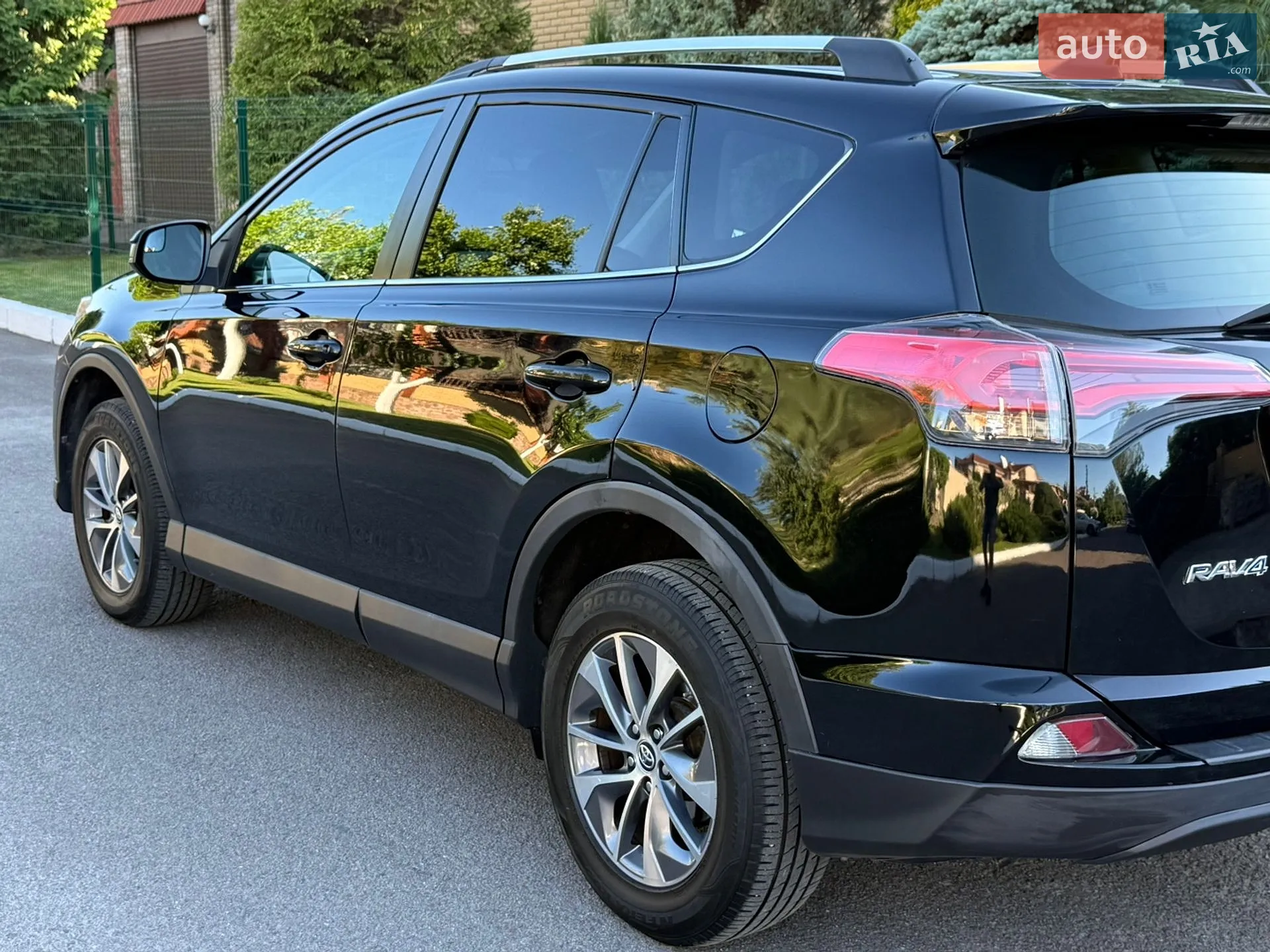 2016 Toyota RAV 4 - мініатюра 18