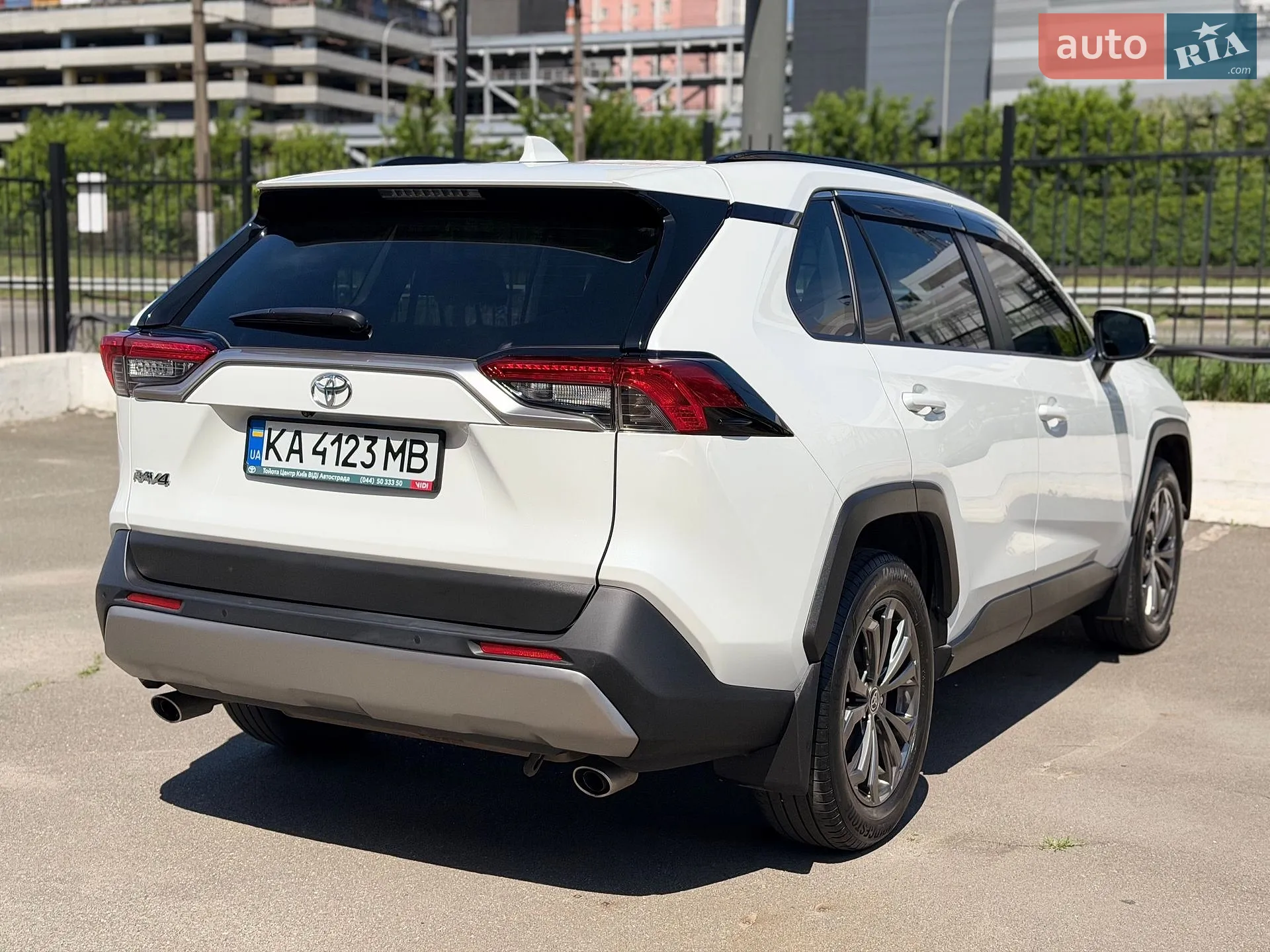 2023 Toyota RAV 4 - мініатюра 16