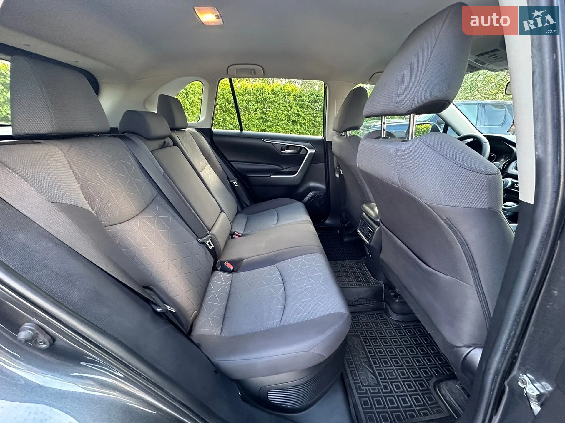 2020 Toyota RAV 4 - мініатюра 32