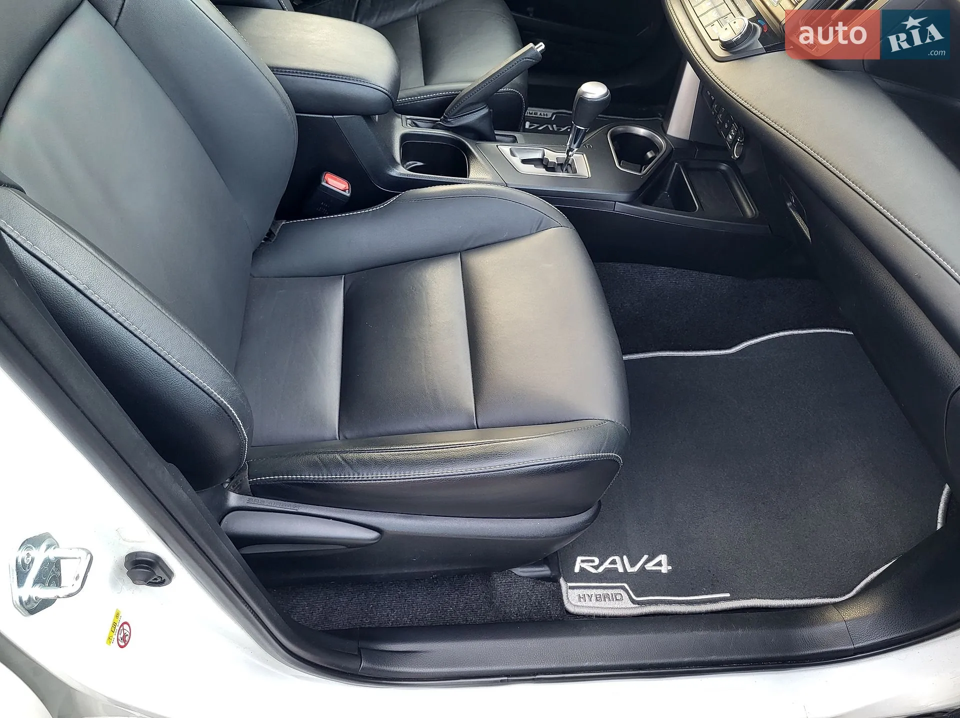 2017 Toyota RAV 4 - мініатюра 14