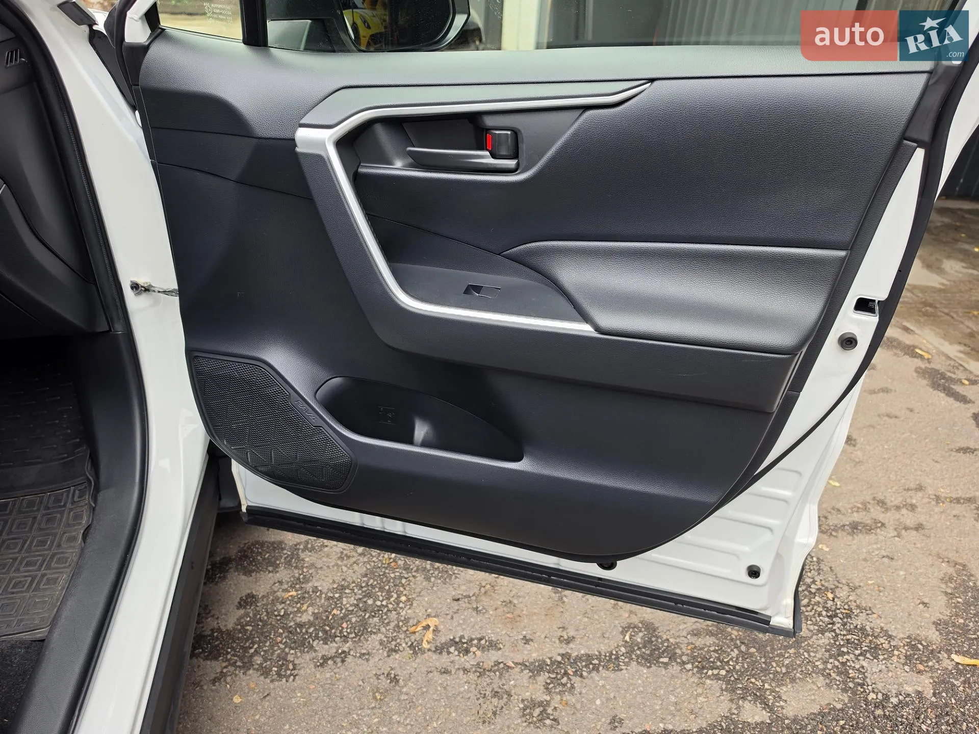 2019 Toyota RAV 4 - мініатюра 13