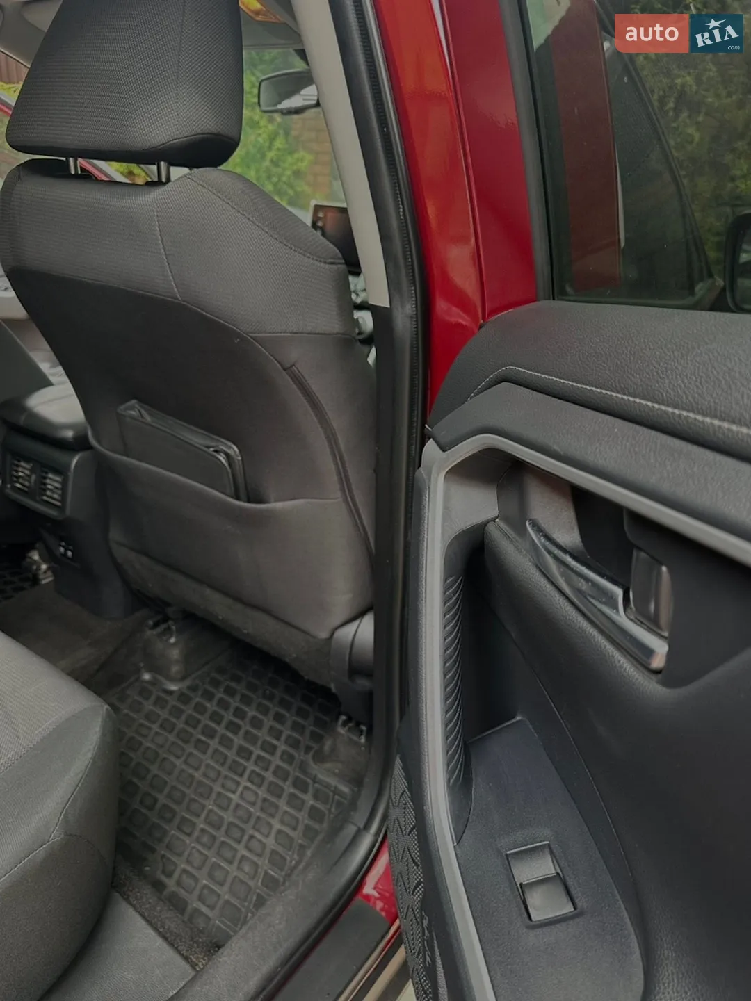 2019 Toyota RAV 4 - мініатюра 14