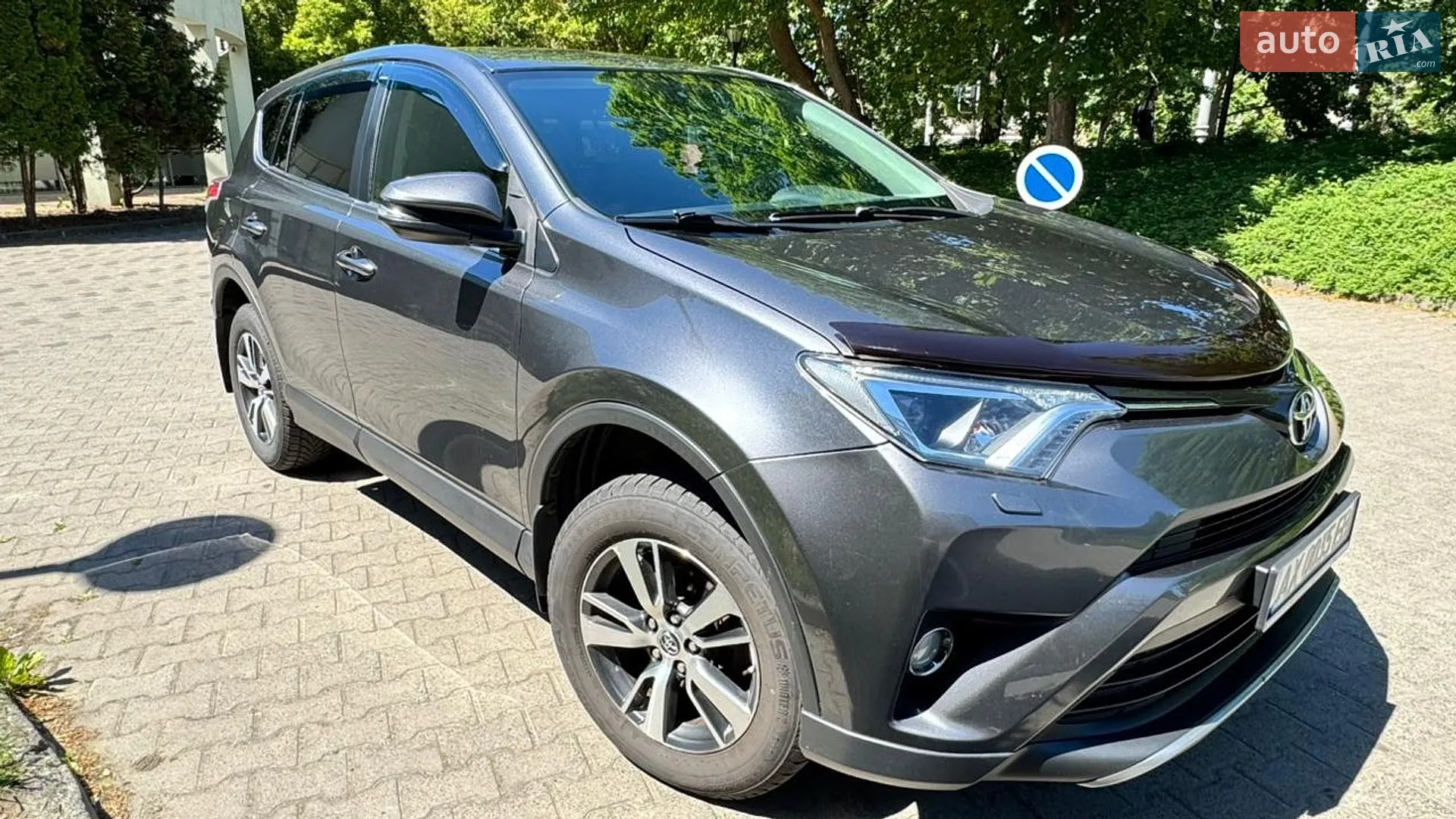 2017 Toyota RAV 4 - мініатюра 2