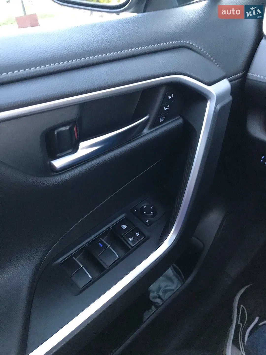 2019 Toyota RAV 4 - мініатюра 12