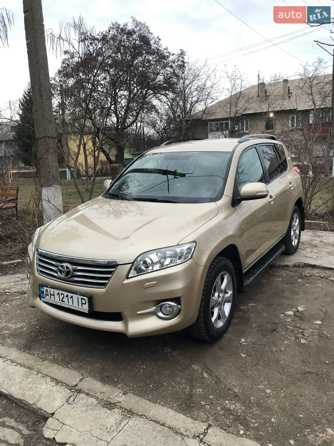 2010 Toyota RAV 4 - фото 1