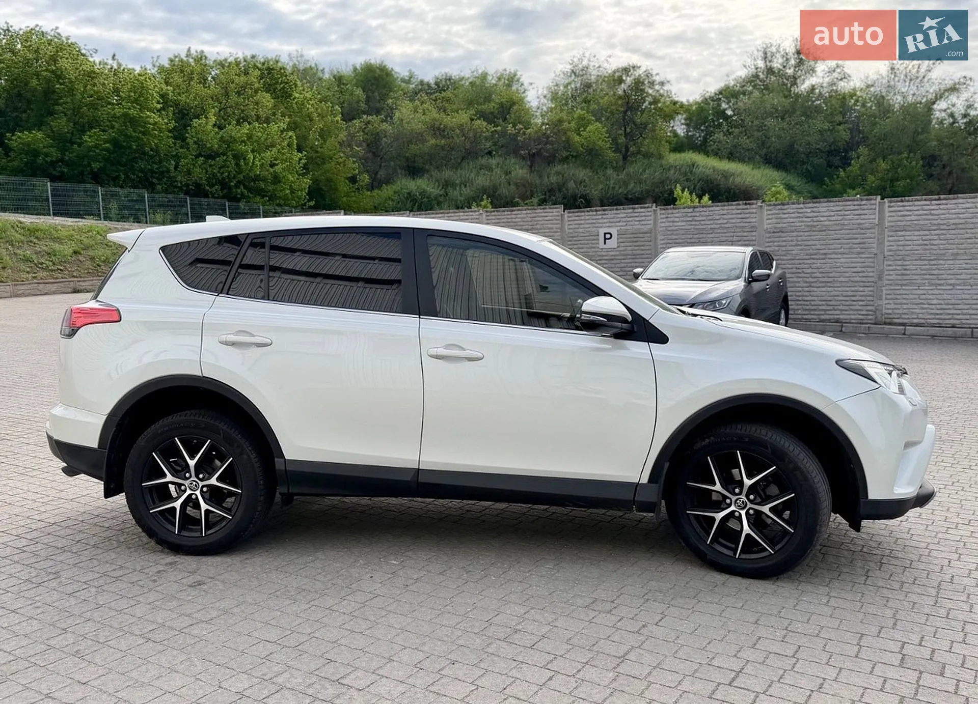 2017 Toyota RAV 4 - мініатюра 4