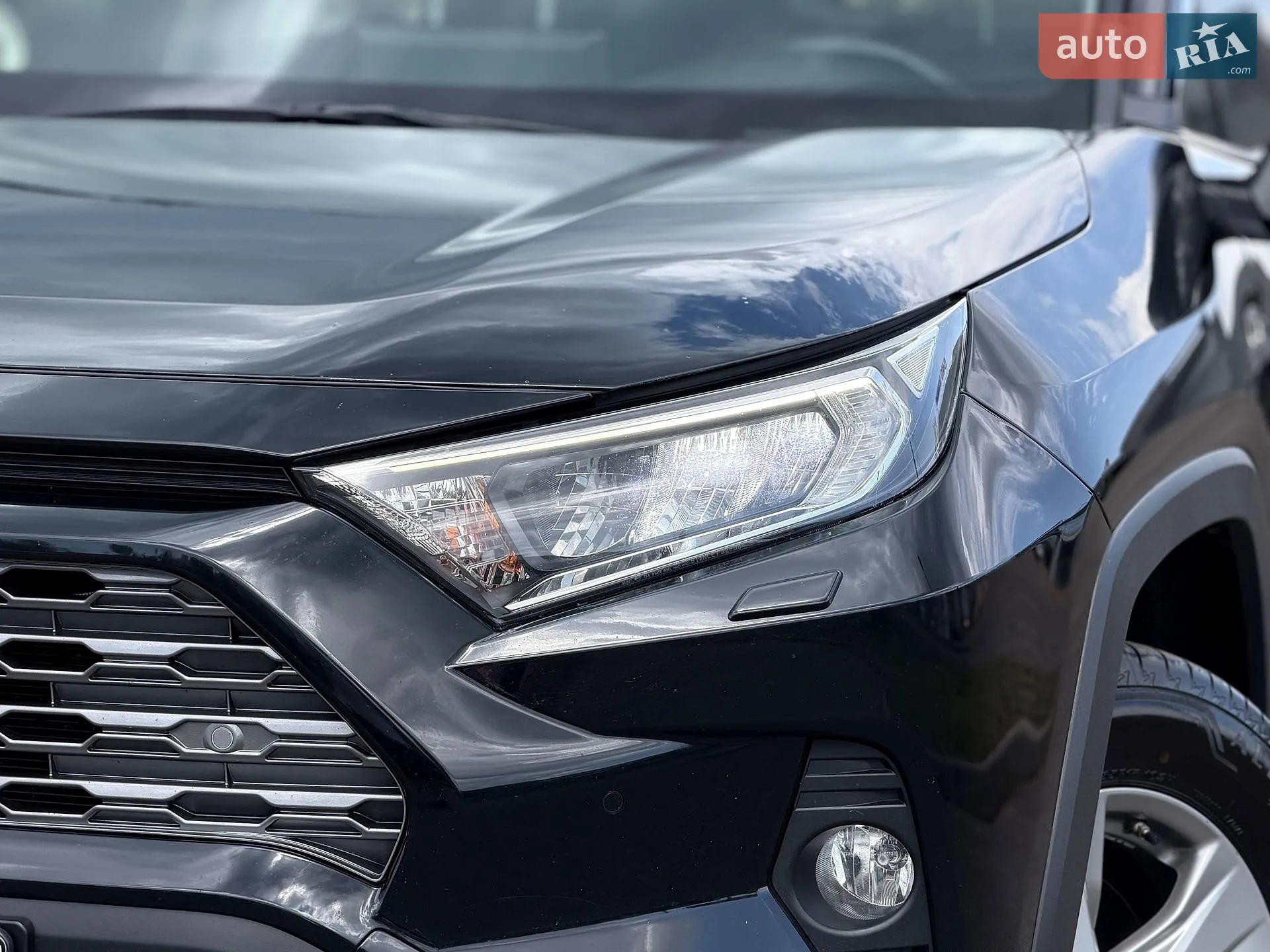 2022 Toyota RAV 4 - мініатюра 7